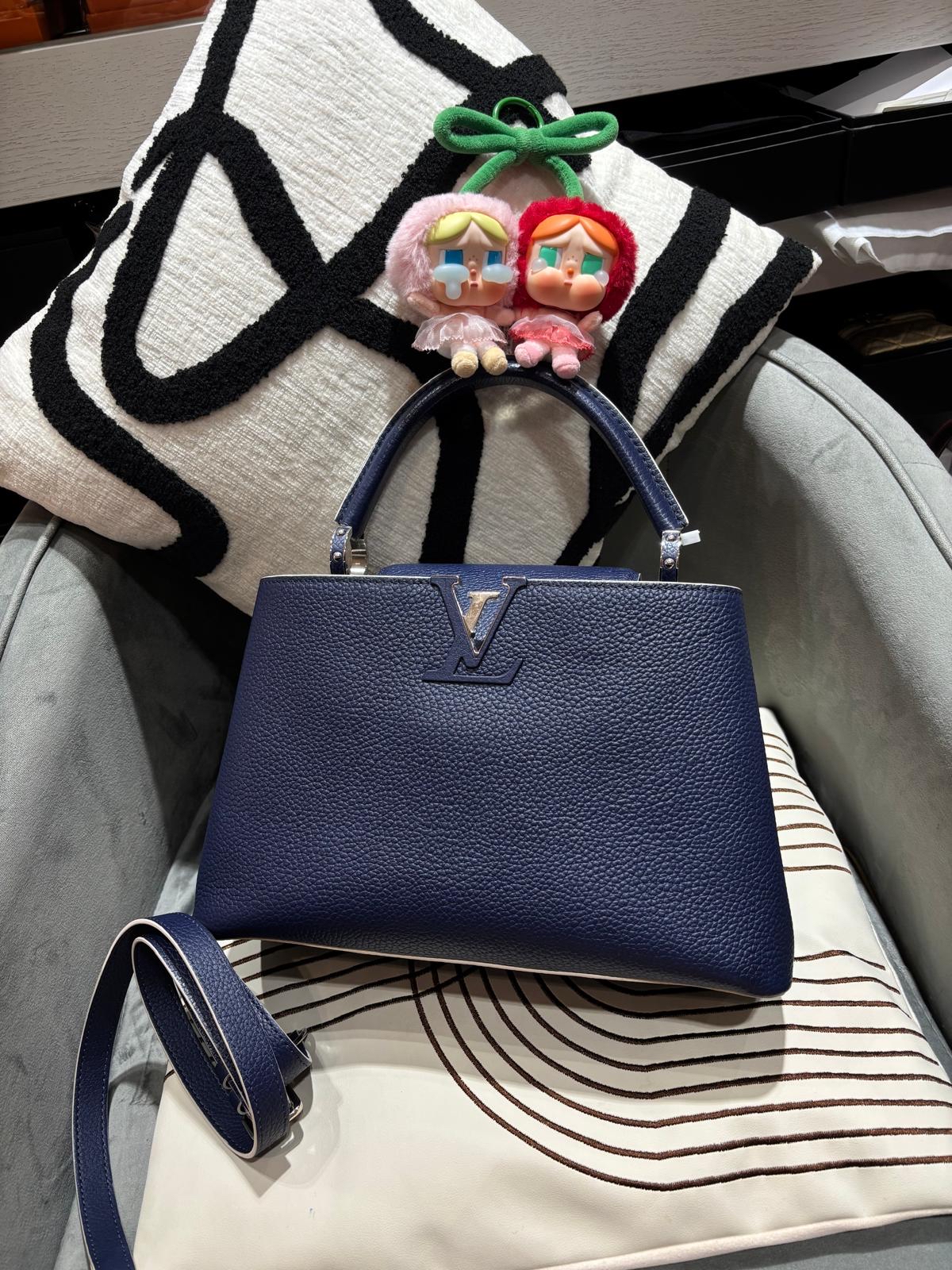 Lv Capucines MM leather 2way bag   100%Authentic, 98%new  ✅長肩帶✅Dust bag