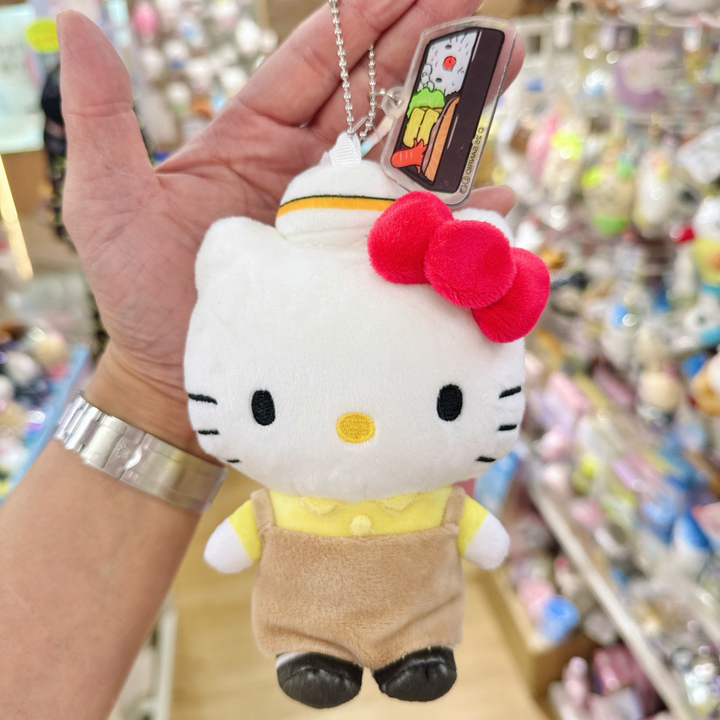 日本限定版Hello Kitty廚師造型公仔掛飾
