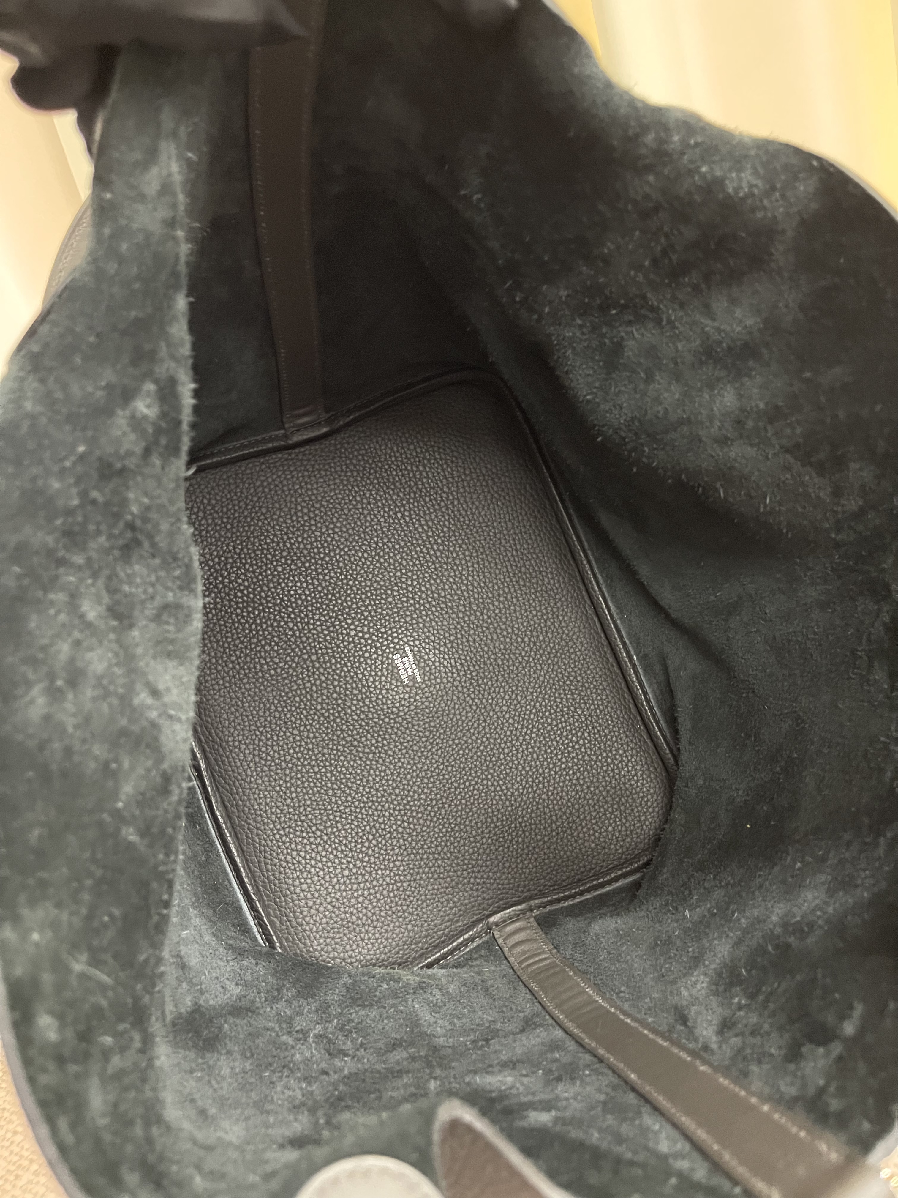 Pre-owned Hermes P26 / Stamp square R/ Product Code: 26020401