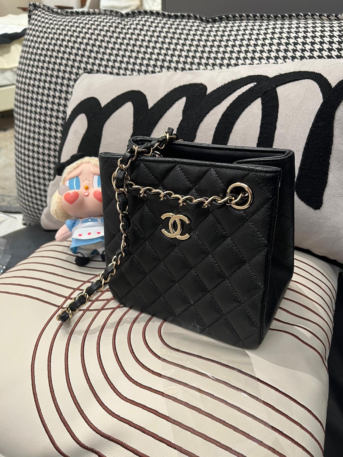 全新 Chanel mini bucket bag黑色荔枝牛皮金扣 100%Authentic ,全新貨品 ✅收據副本✅晶片✅塵袋✅box