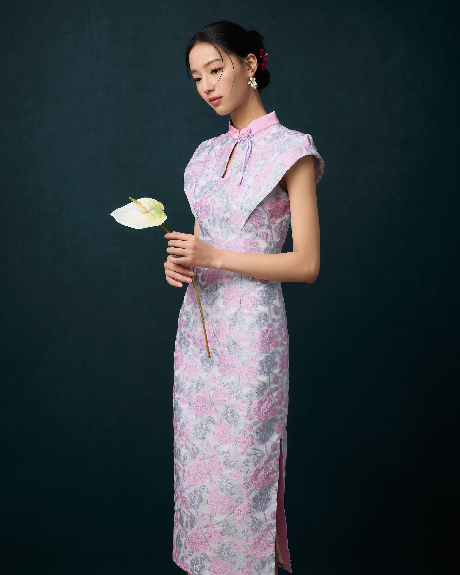 水滴形立领玉珠旗袍 D0353