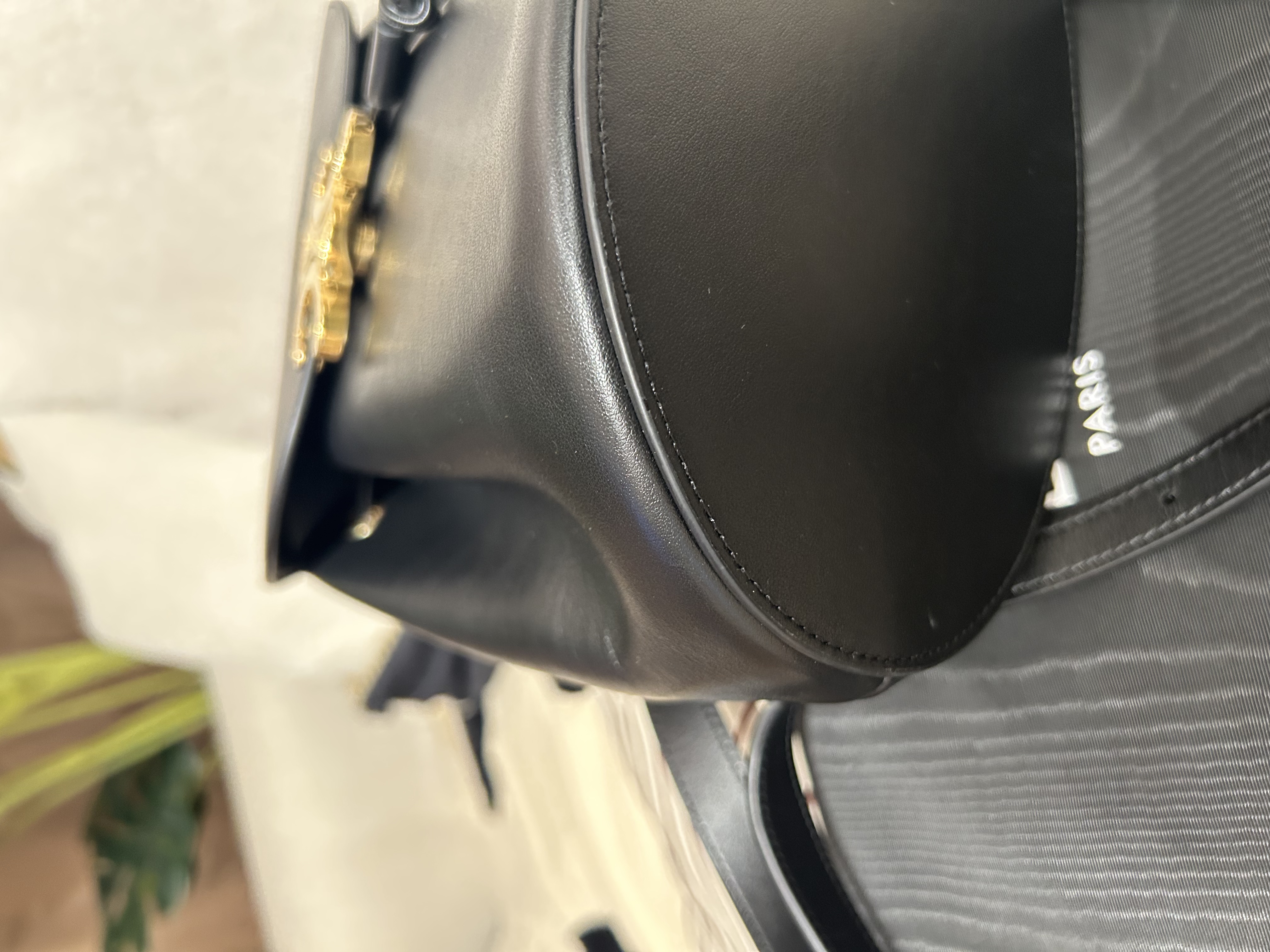 Celine Bonnie Backpack 黑色金扣 100%Authentic, 98%New ✅Dust bag
