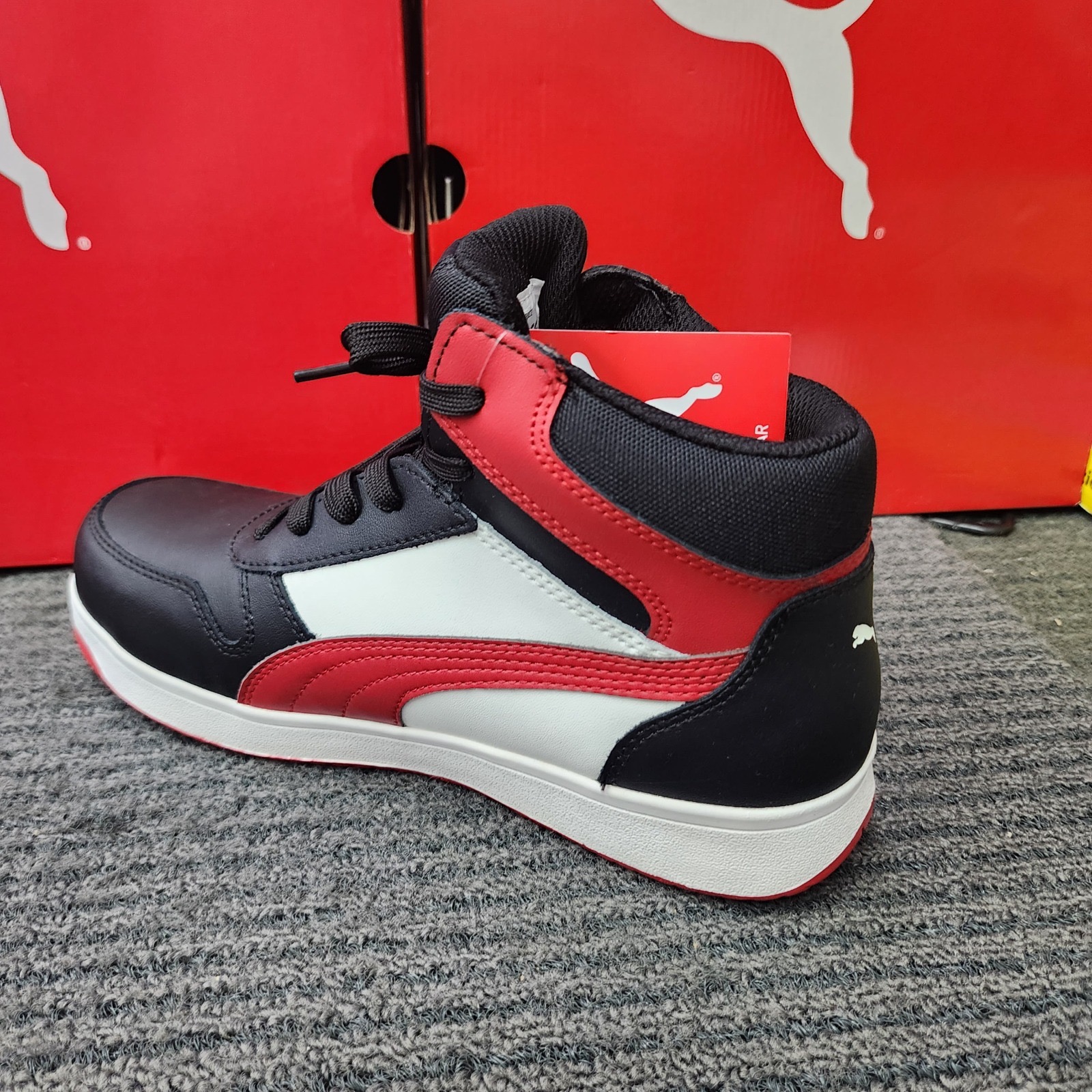 PUMA Safety Shoes 63.005.0 FRONTCOURT Sport Mid Cut Basketball style Lightweight