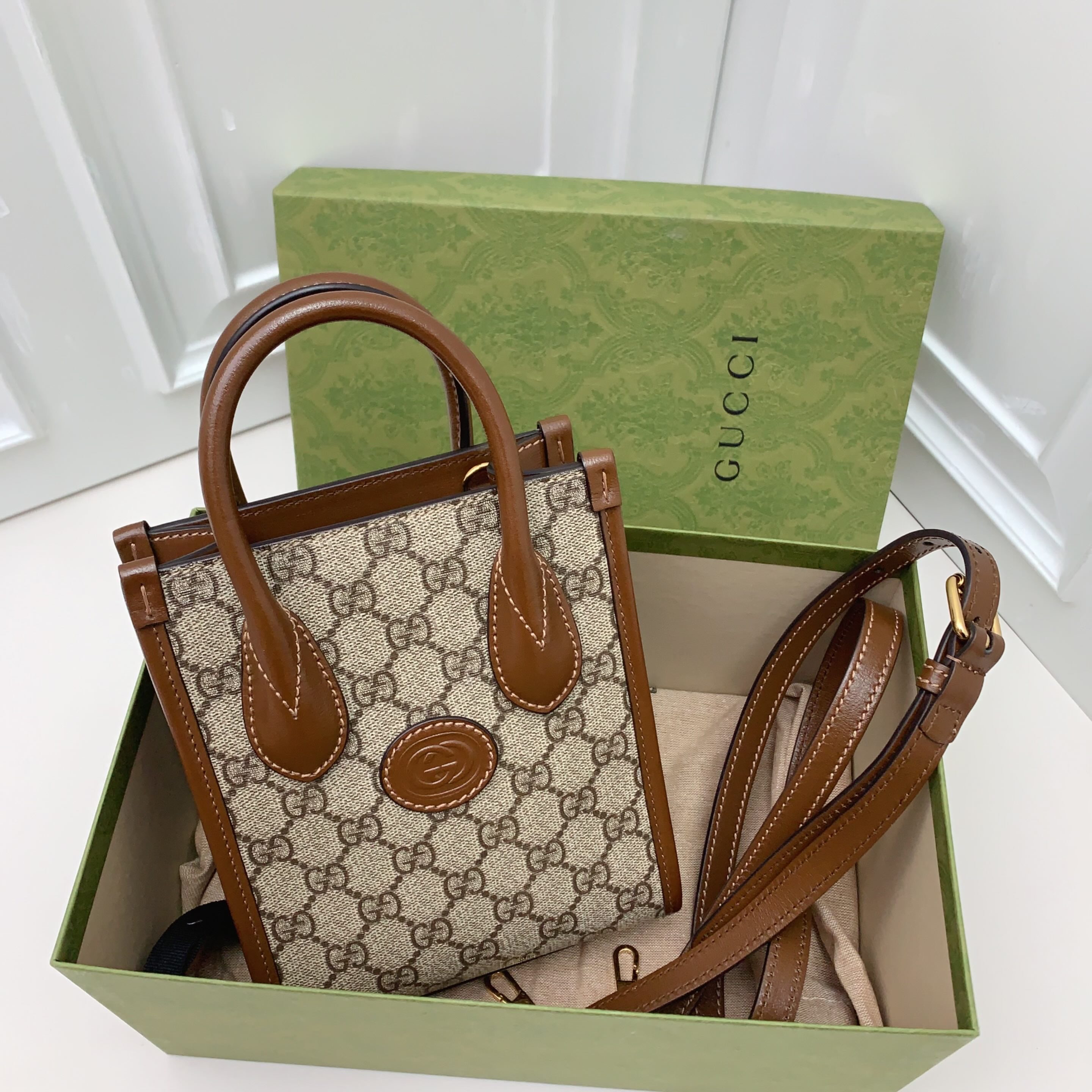 【預訂貨品】GUCCI 老花琴譜包