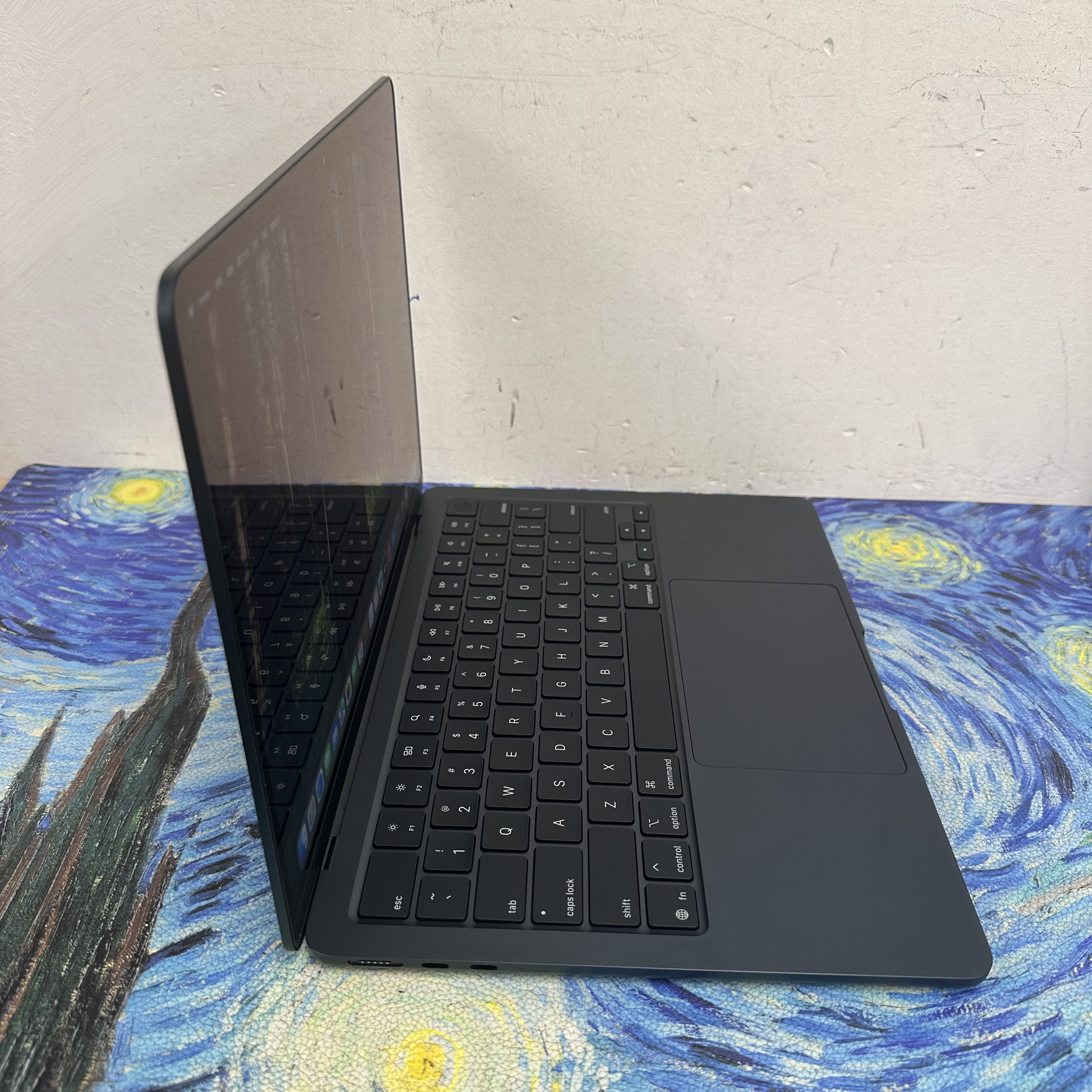 #5962 APPLE  MacBook Air M4 2025 M4 CPU/ 16GB Ram/256GB SSD/10核心GPU/Liquid Retina Mon/13吋/午夜藍/Gaming Laptop / Notebook / 超強續航能力/文書機 / 畫圖 / 剪片 / Movie / Netflix 