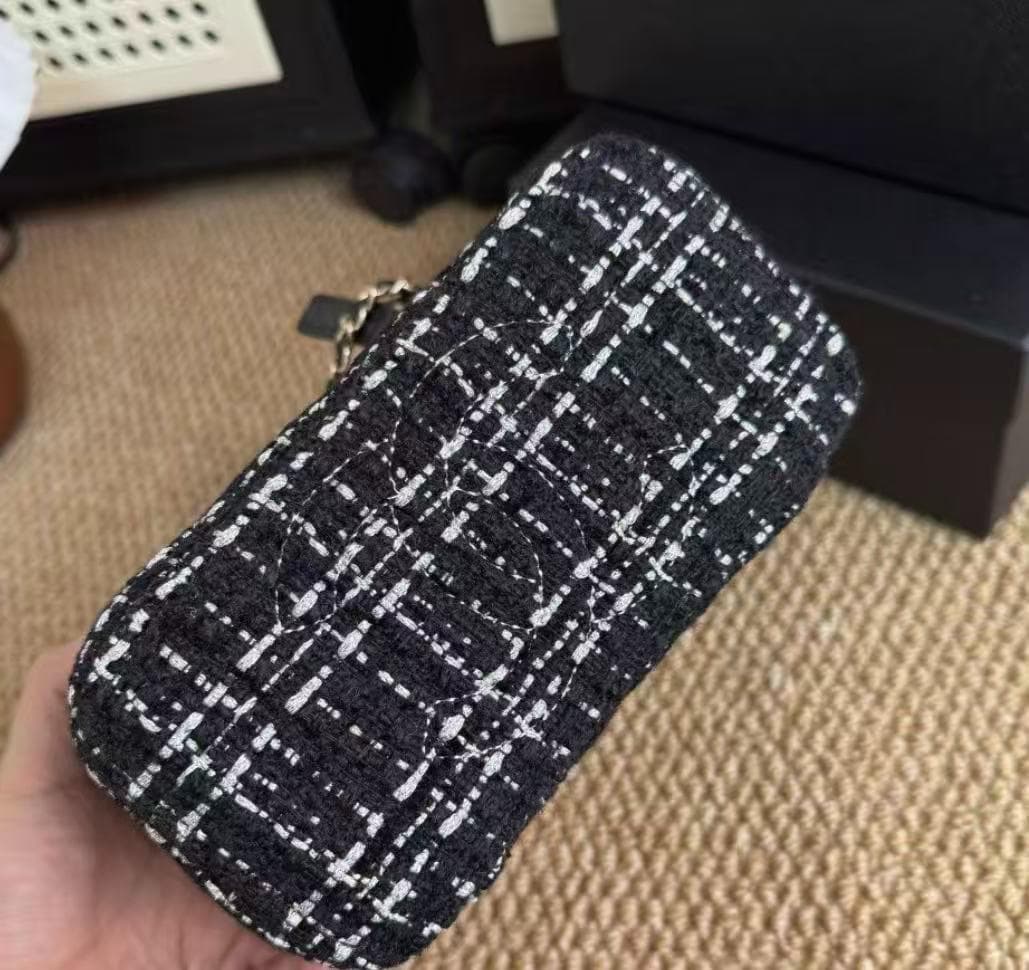 預訂 Chan**el VIP Gift 專櫃贈品粗花毛呢小香風盒子包 連禮盒 