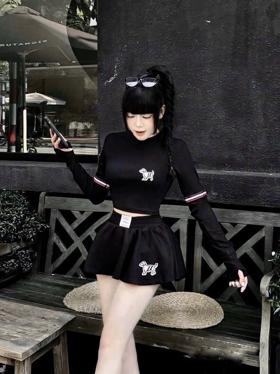 露臍上衣+高腰裤裙两件套