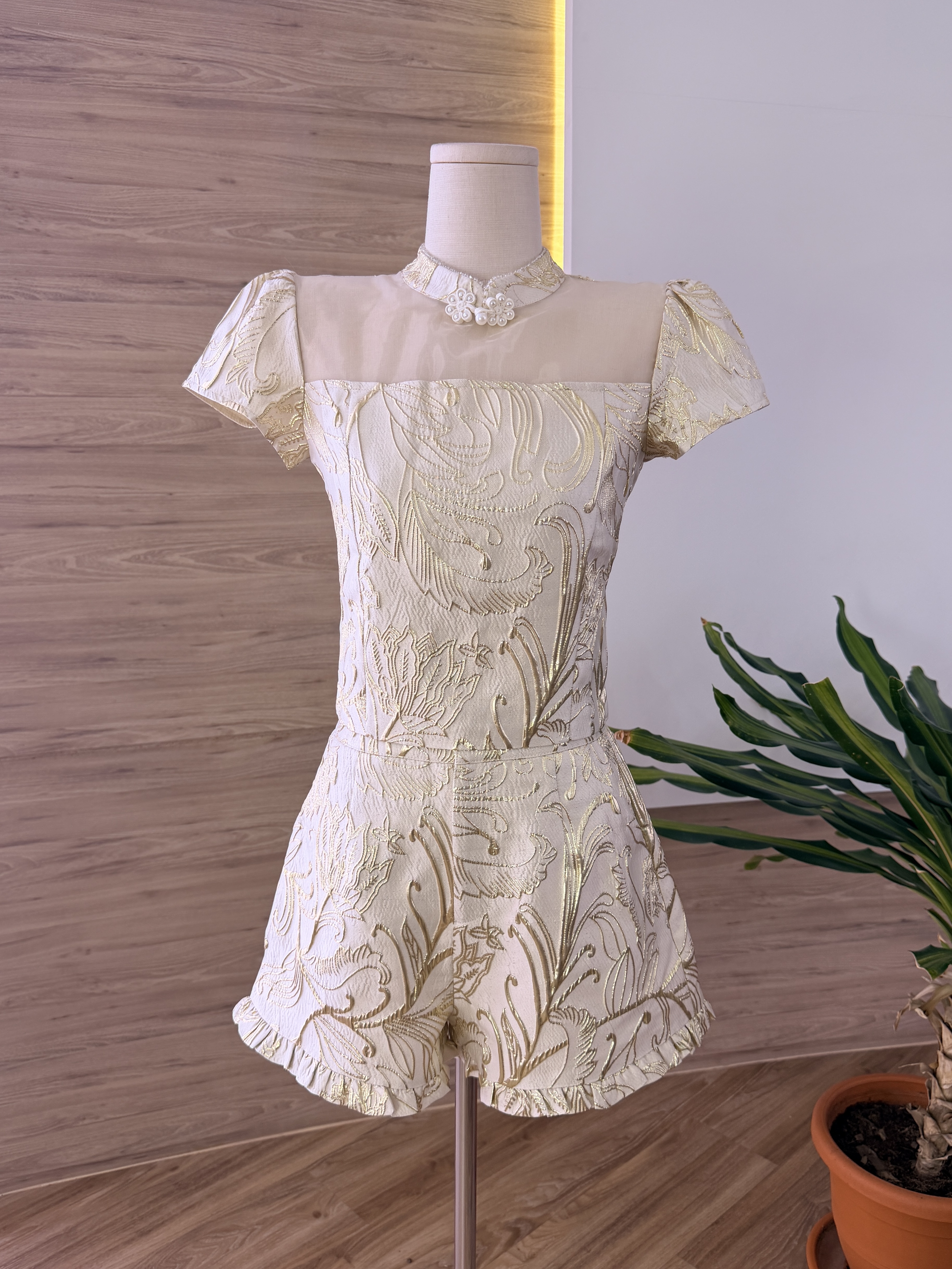 Shion Royale Set Wear