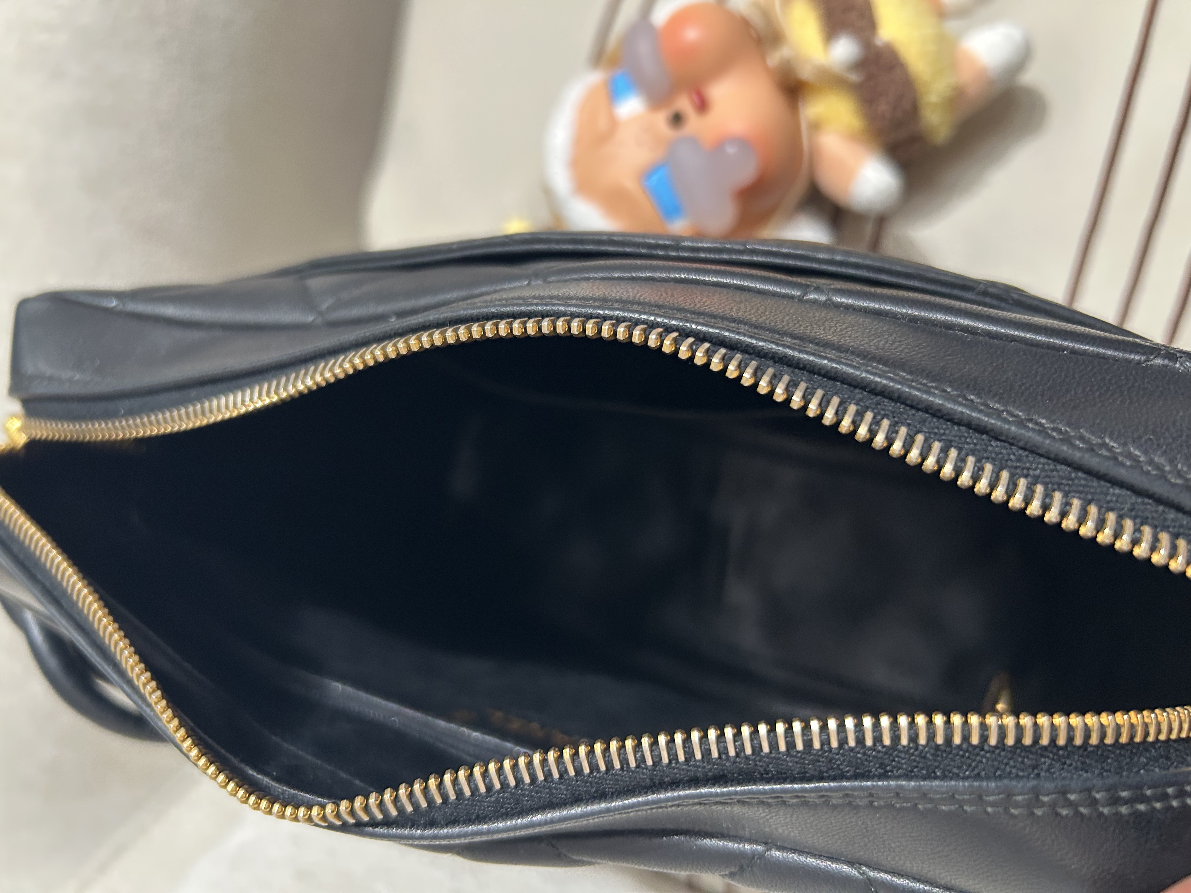 Chanel Vintage Shoulder bag 100%Authentic, 95%New ✅4card✅Dust bag