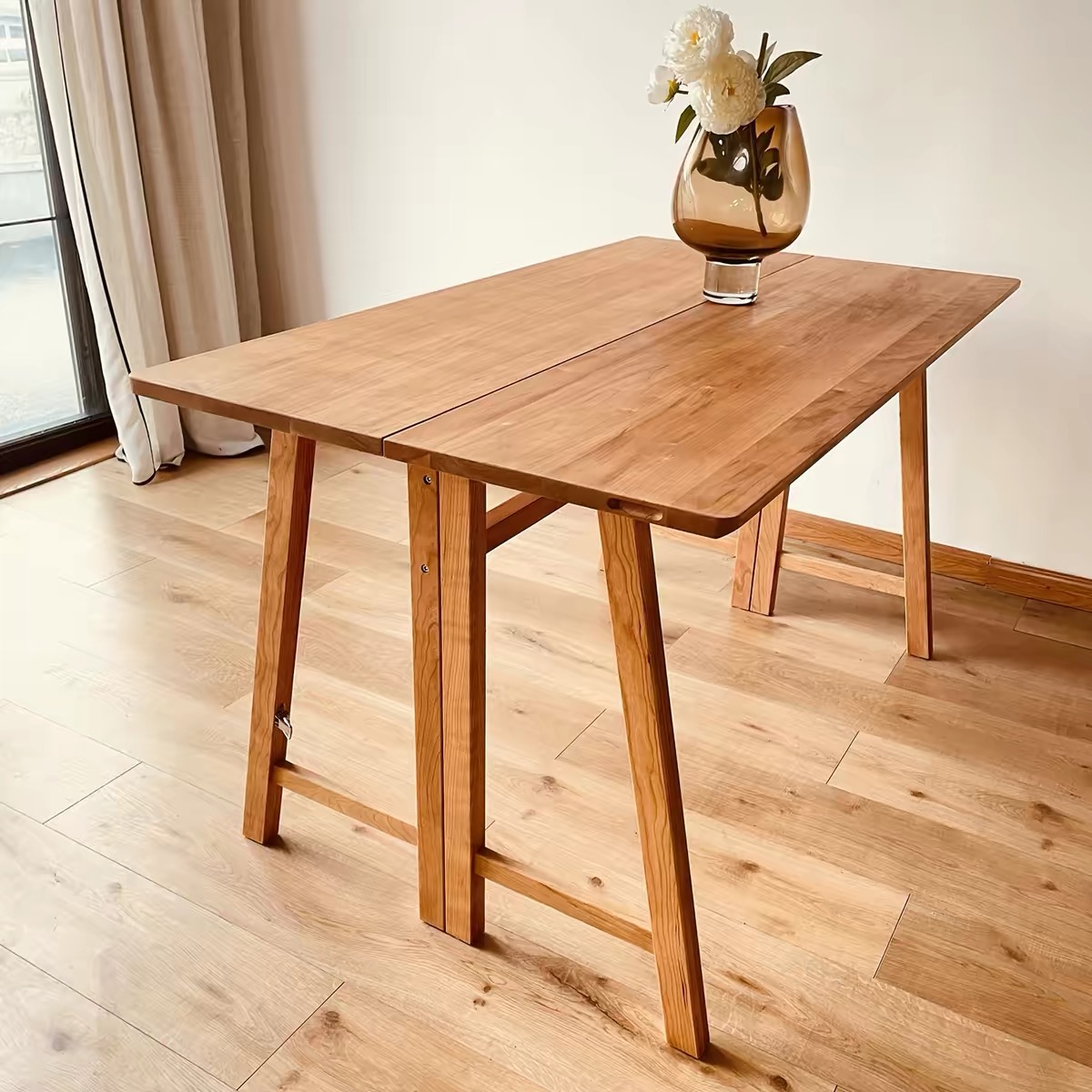 三摺疊實木變形餐枱 細空間魔術師 多功能可擴展 環保耐用物料 table