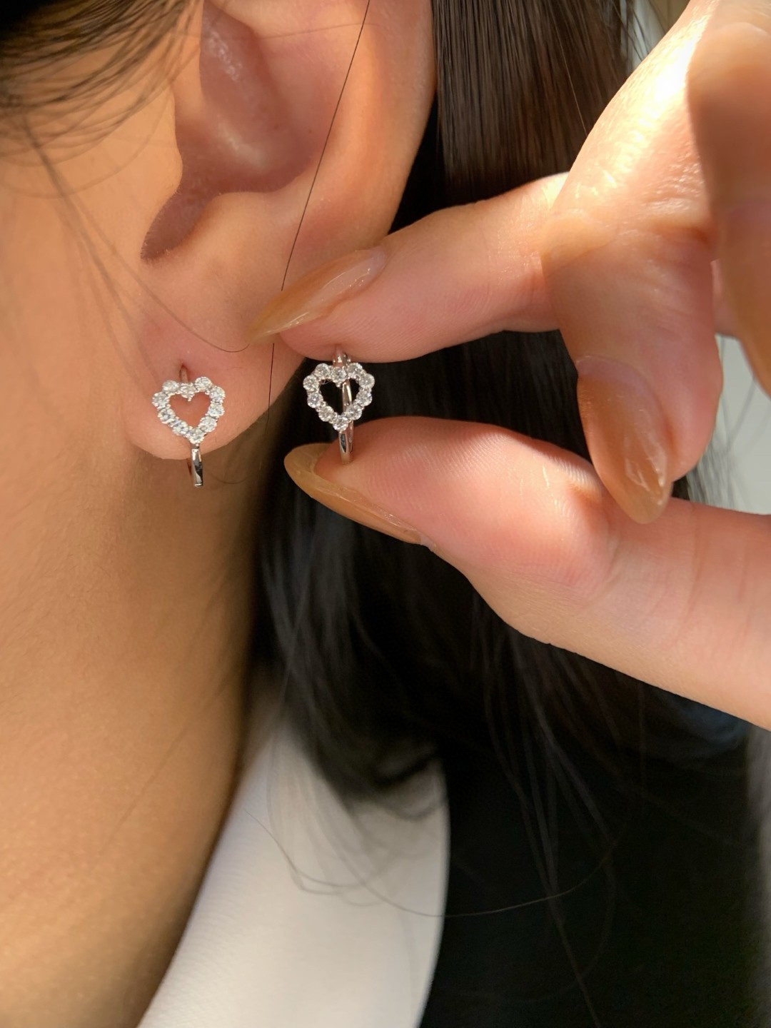 18K Diamond Hoop Earrings 