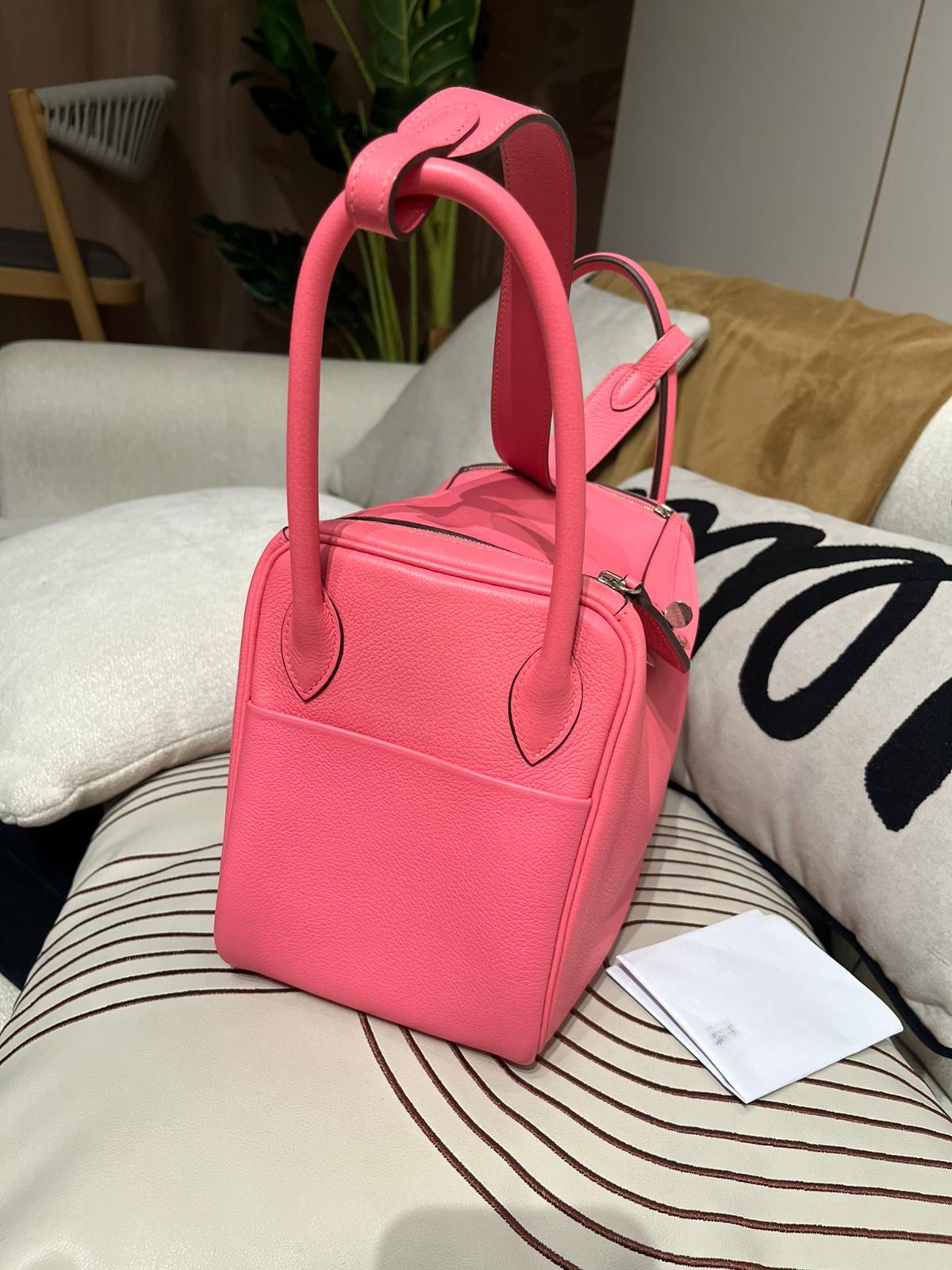HERMES LINDY 26,8W 杜鵑粉STAMP A 100%Authentict,98%new ✅收據副本 ✅dust bag ✅BOX 