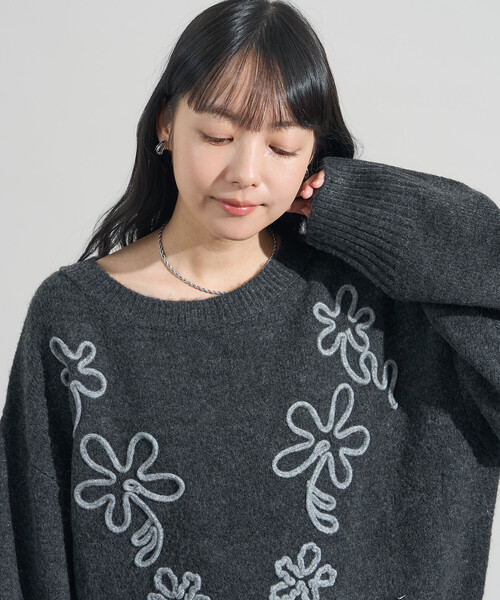 花花刺繡針織衫