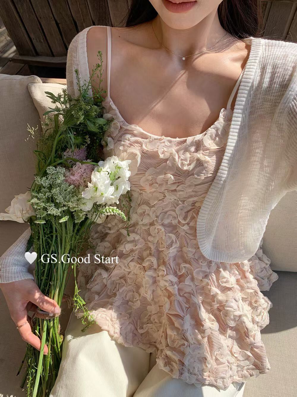 1760 GS START"ROSY PETAL TOP"