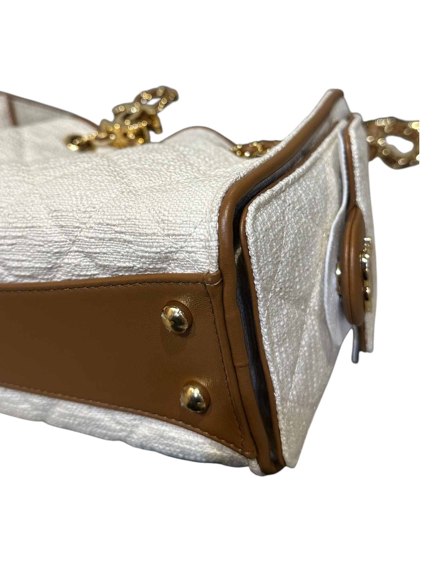 Pre-Owned CHANEL 25 Bag 
