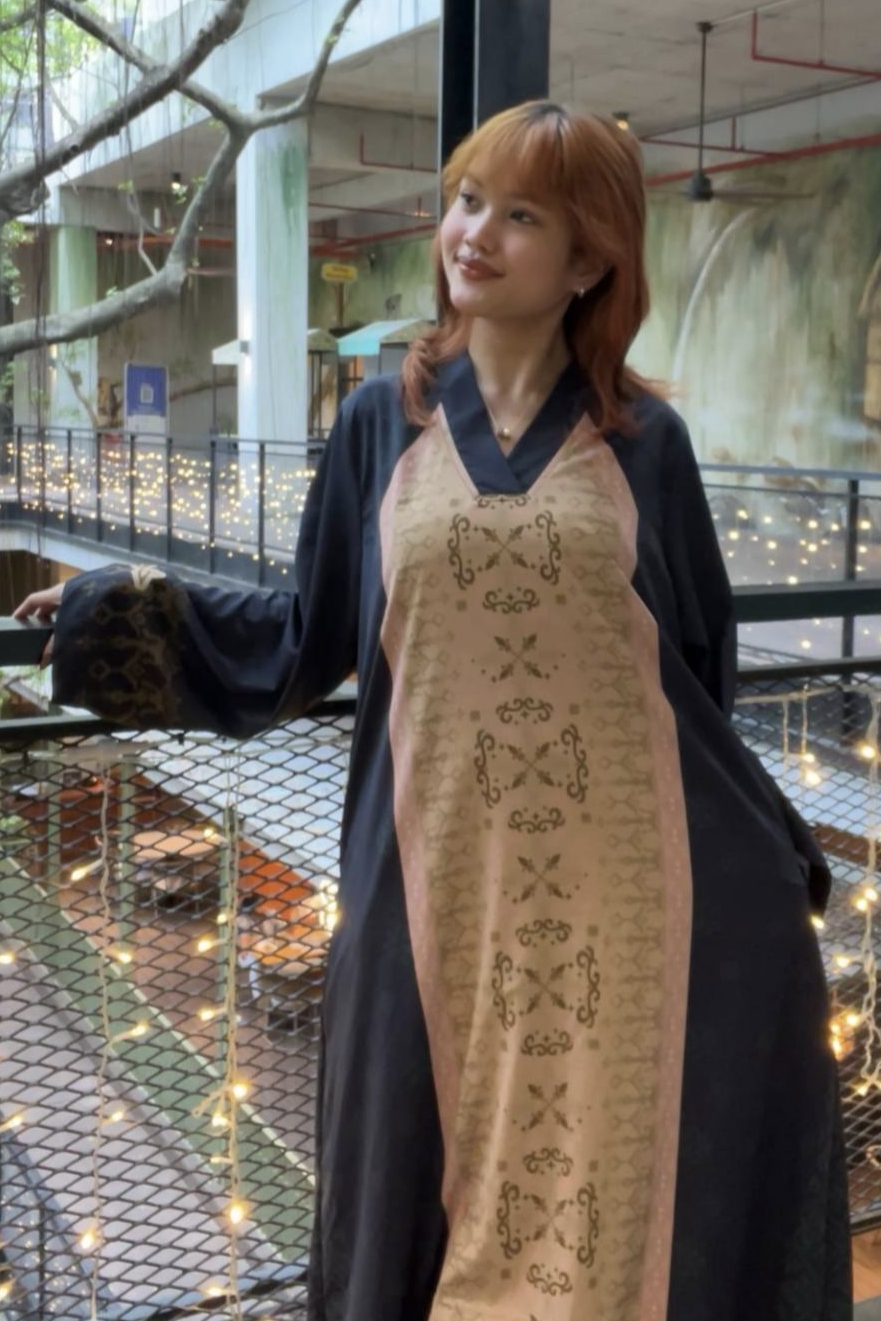 ALIA  in Midnight Blue