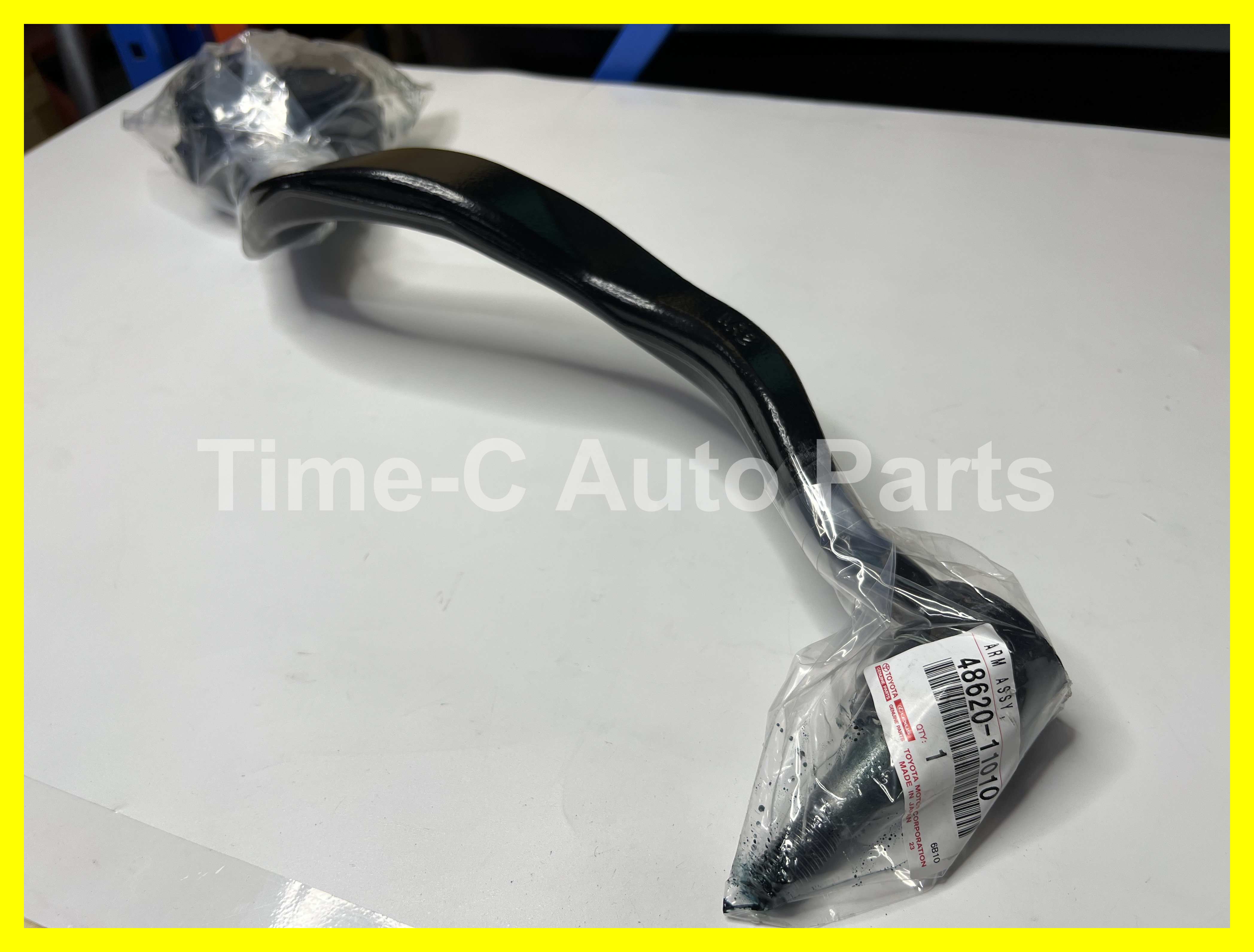 右下叉架前 48620-11010 - Toyota Lexus LS Series