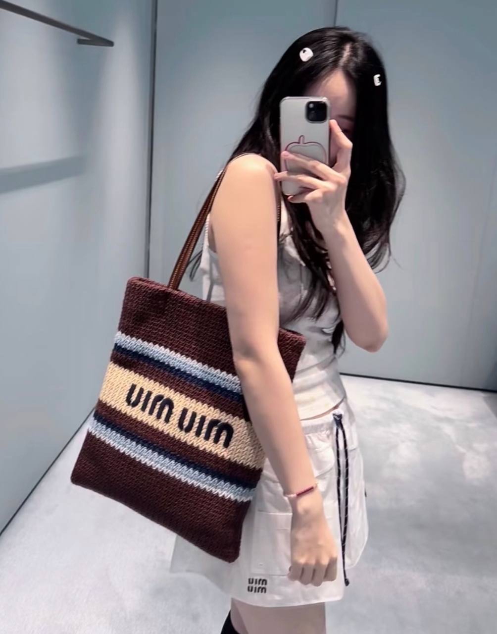 折後✨訂貨📮MIUMIU Raffia-effect tote bag  Size 41x32cm