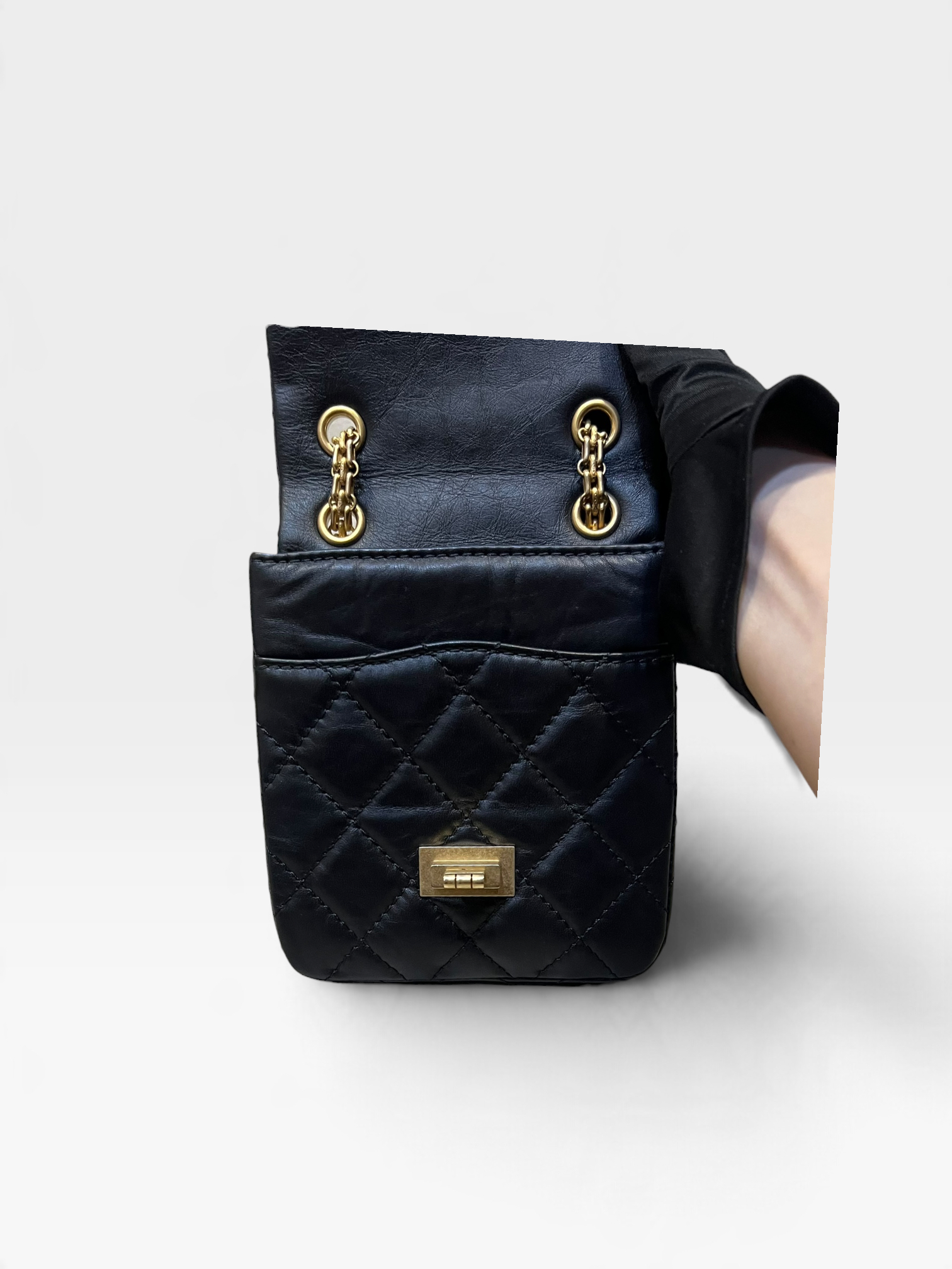 Pre-Owned Chanel 2.55/ K9907