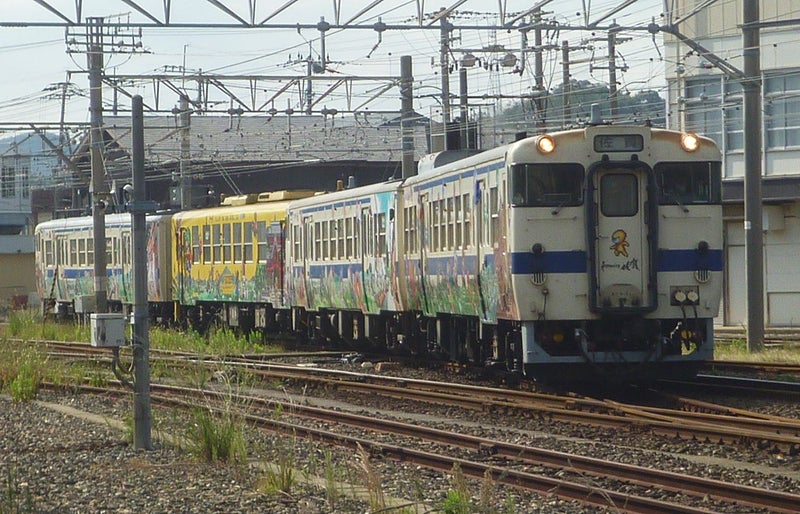 JR キハ47-8000形+Kiha 125 Romancing SAGA 佐賀 四節特別版A （Tomix 98537)