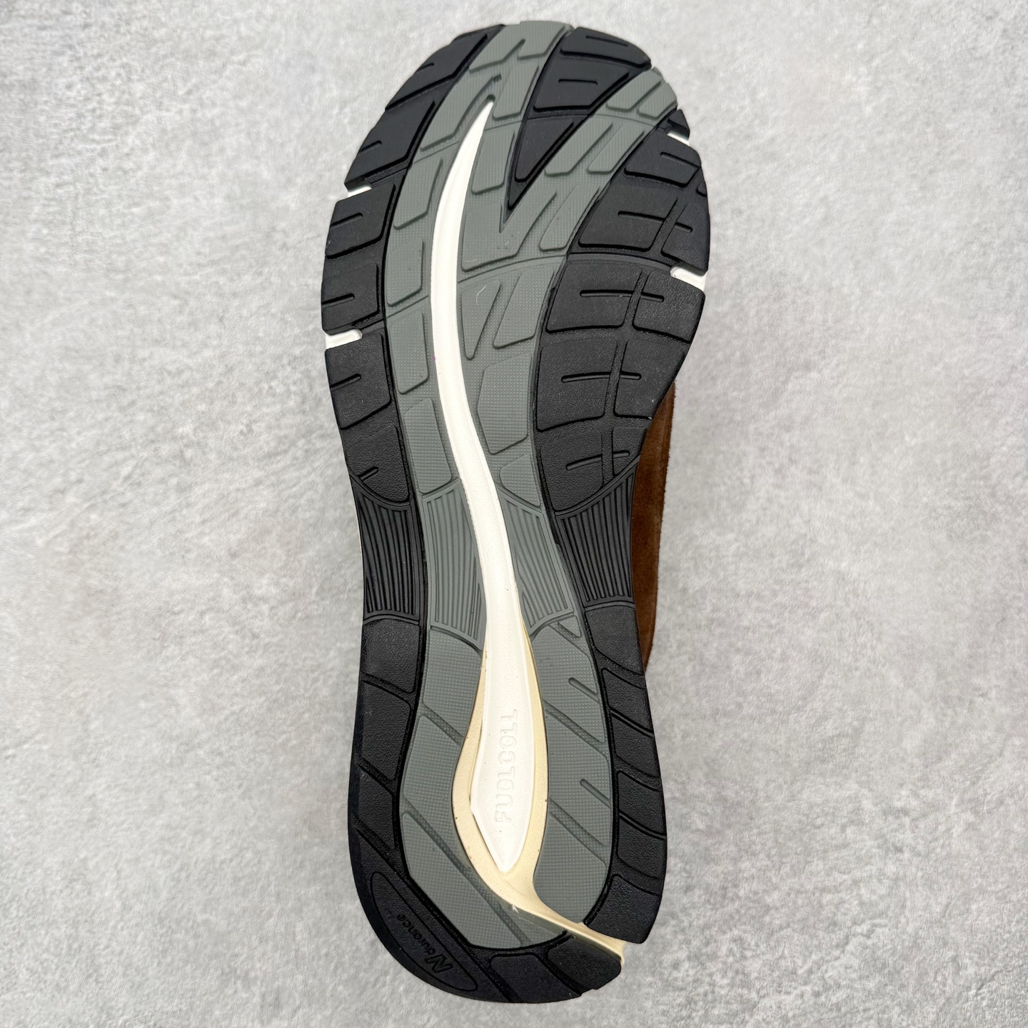 Daniëlle Cathari x Kith x New Balance 991V2  U991CK2