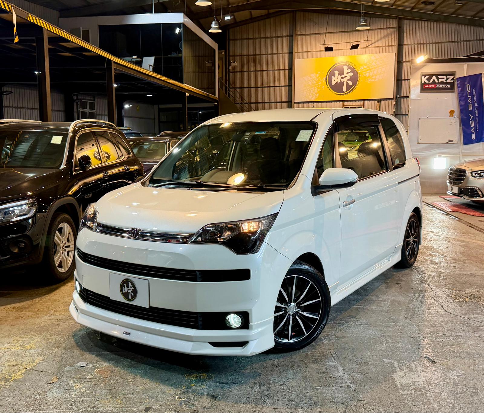 Toyota SPADE 1.5 Modellista 2015
