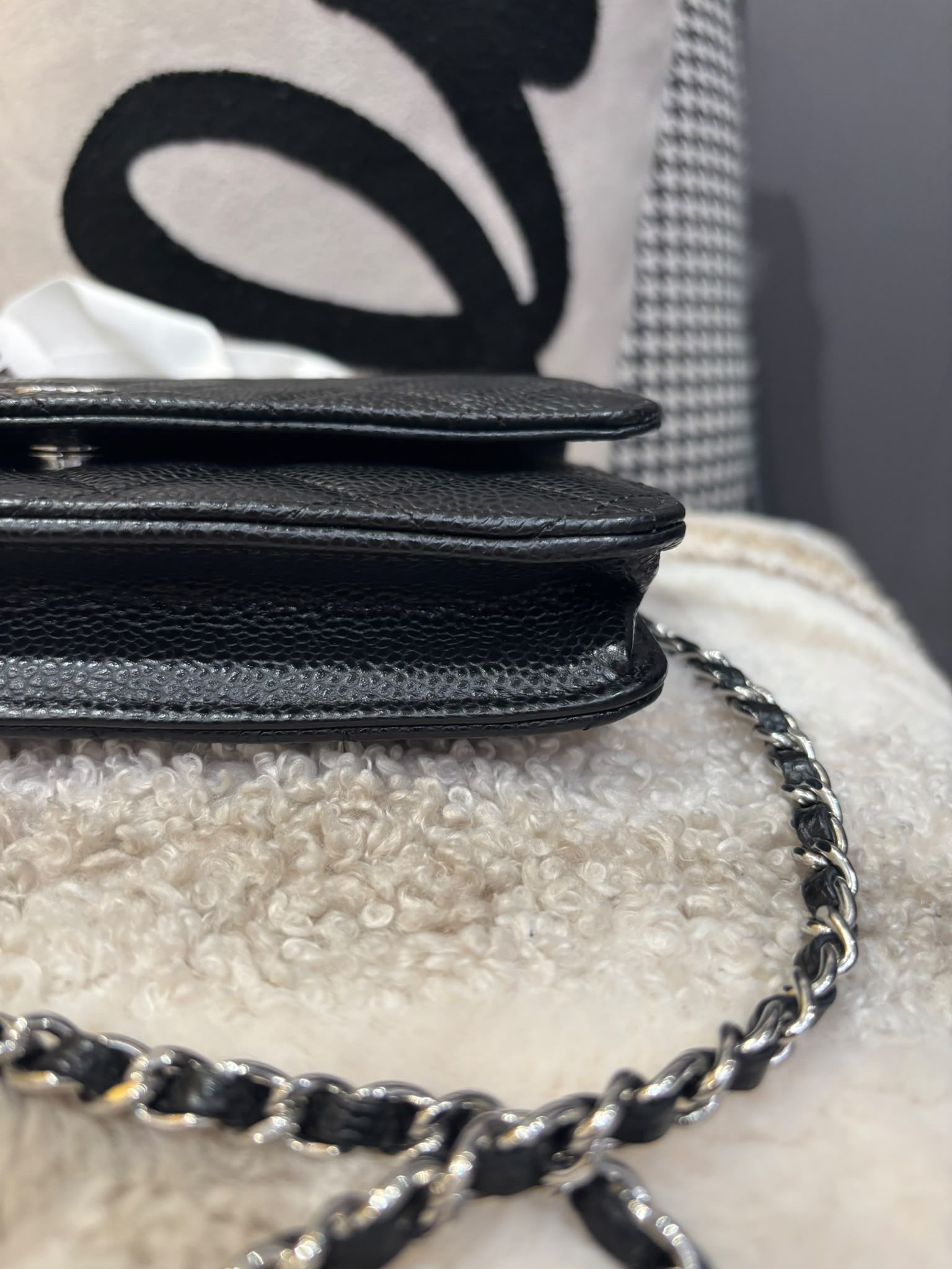 未使用品 Chanel Wallet On Chain 黑色荔枝牛皮銀扣WOC  100%Authentic, Unused 未使用品 ✅晶片✅Dust bag ✅Box