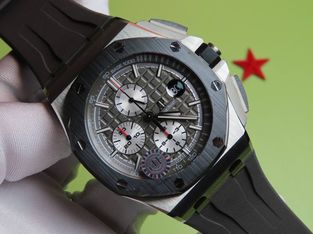 爱彼皇家橡树离岸型计时码表