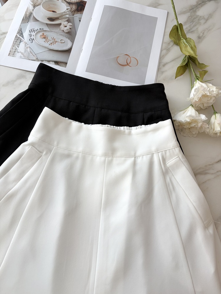 Front-Slit Midi Flare Skirt (Ivory)