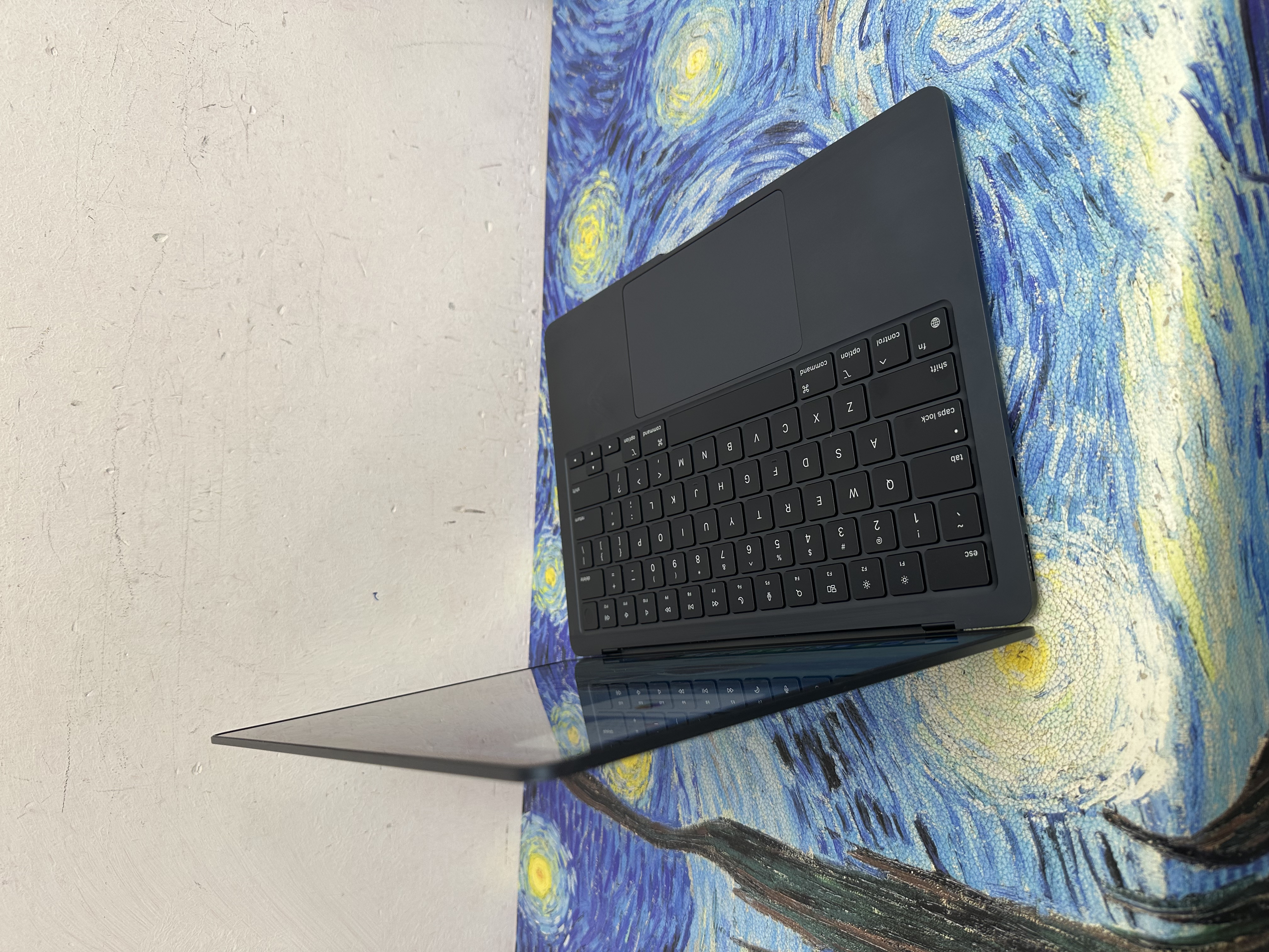 #6264 APPLE  MacBook Air M2 2023 M2 CPU/8GB Ram/512GB SSD/8核心GPU/Liquid Retina Mon/13吋/ 午夜藍色/ Gaming Laptop / Notebook/ PC / Laptop / MacbookAir / MacBook Pro / MacBookPro /