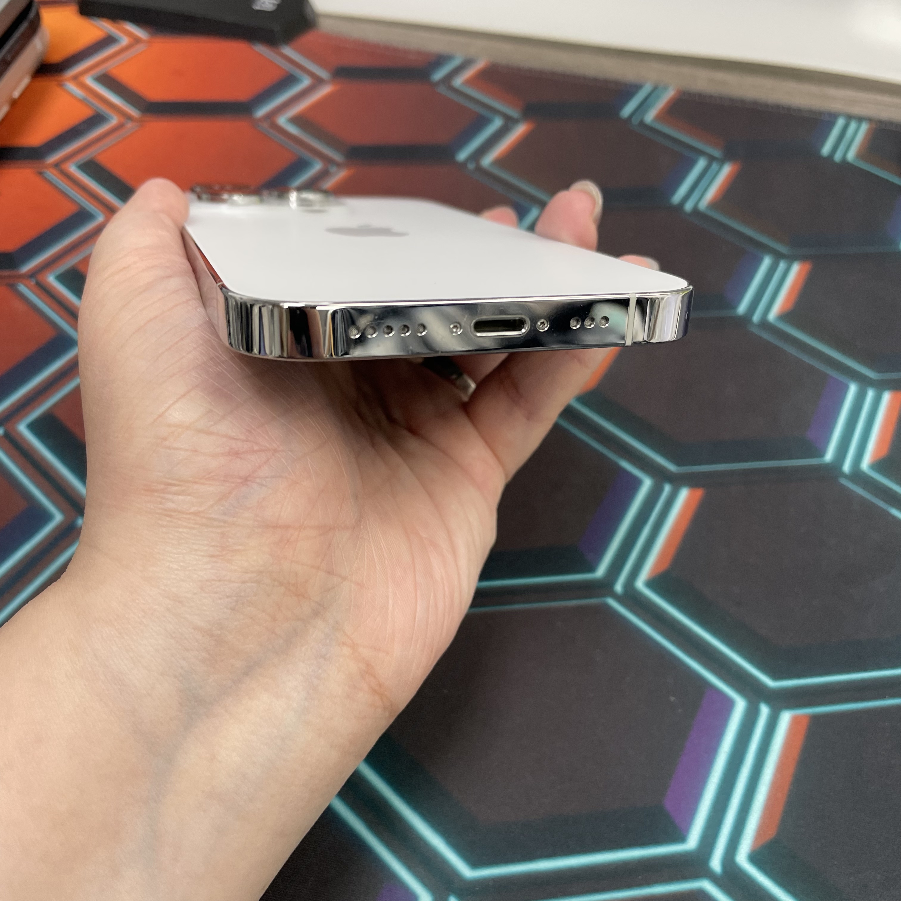 *7713 14 Pro 勁靚機 256GB 電91 白色 white
