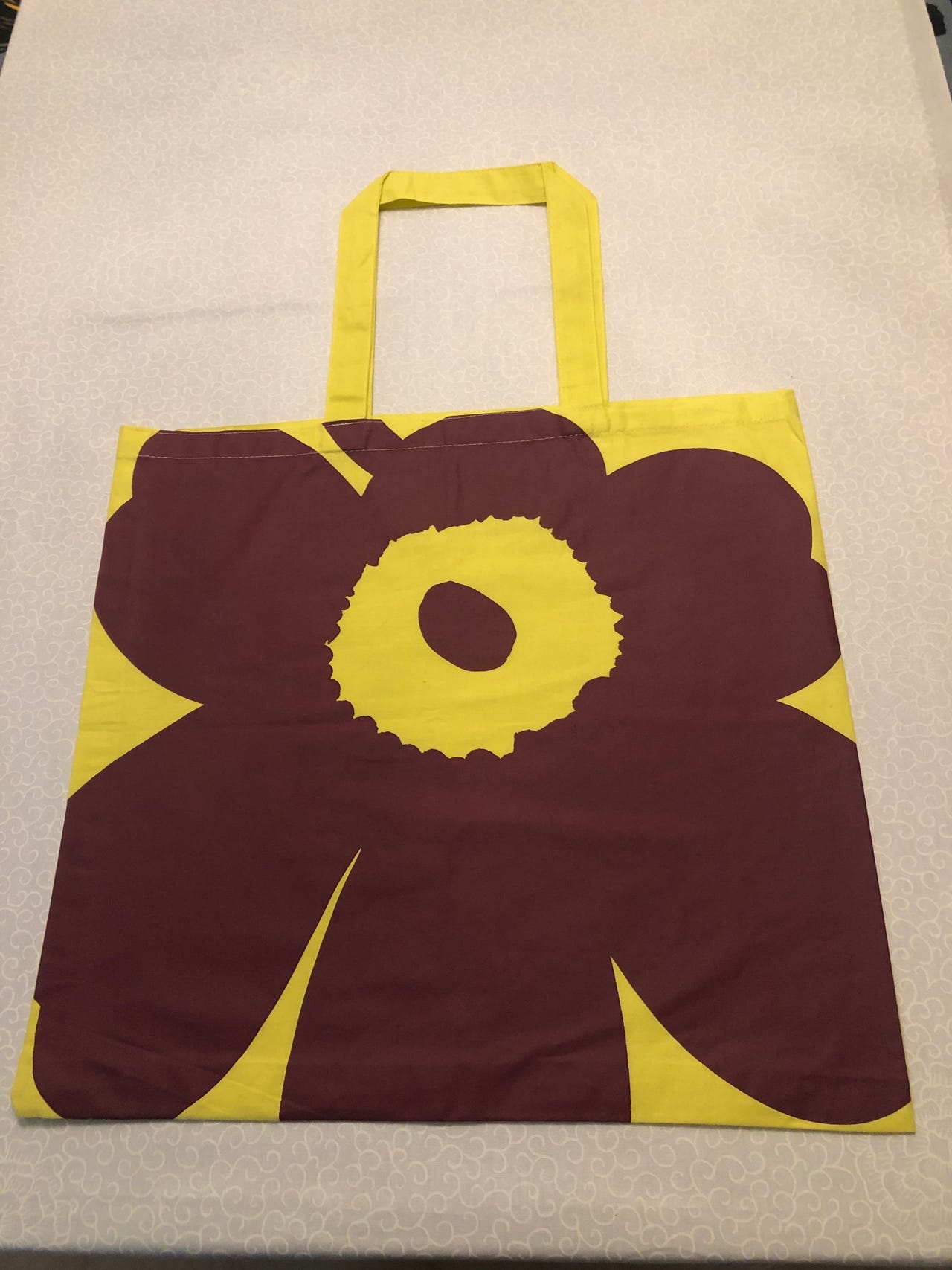 Marimekko Tote Bag  Marimekko Logo 手提袋大花兩個顏色可以選擇 