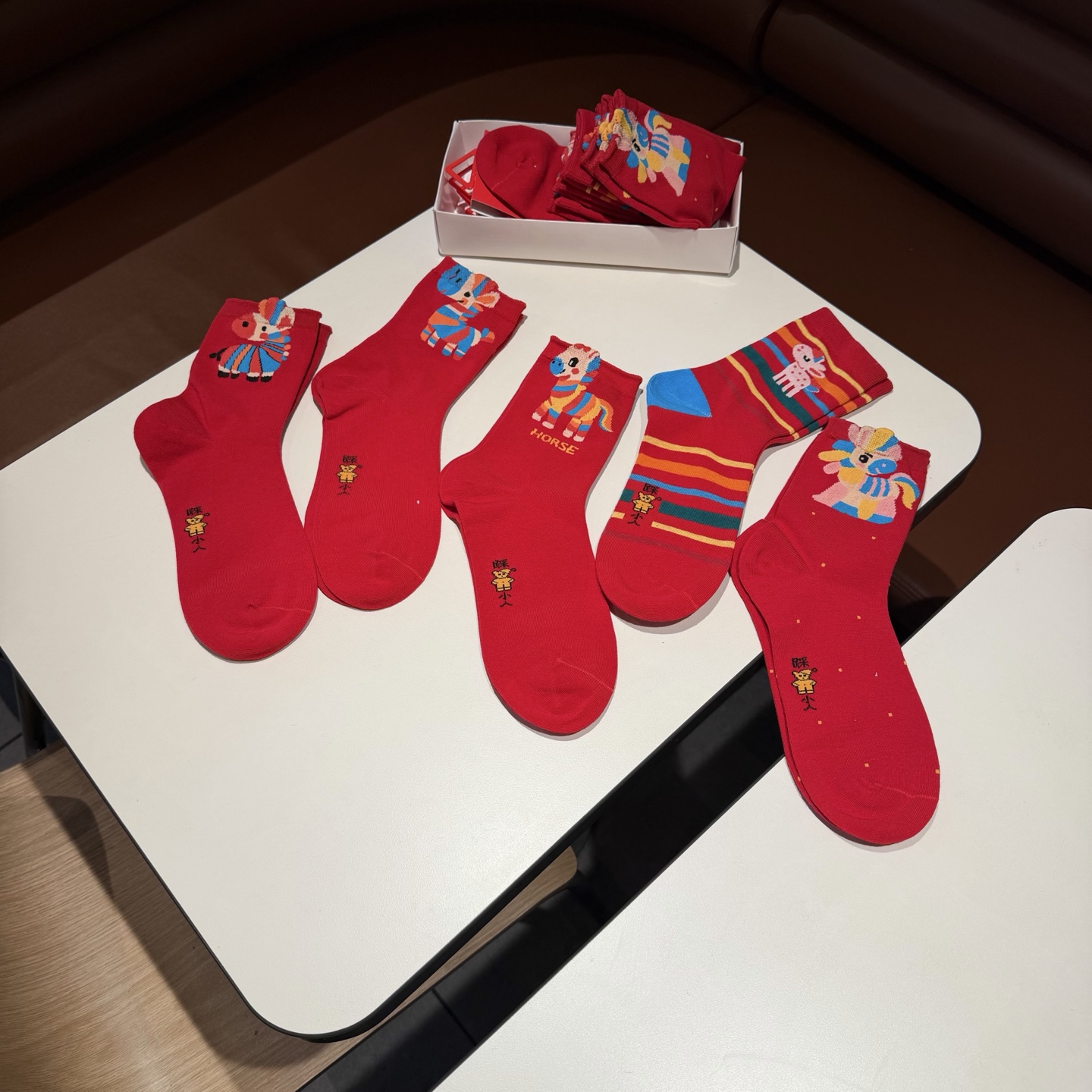 新年款刺繡小馬中筒棉襪（一套5對）