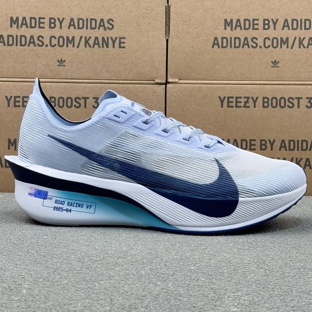 Nike ZoomX Vaporfly Next% 4 HF6414-001 | Blue Box