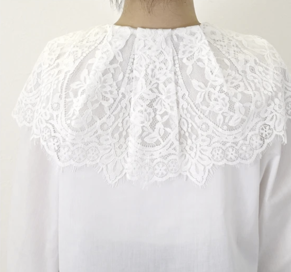 蕾絲領口糖果袖襯衫 - 2026 流行穿搭  長䄂襯衫 春夏時尚穿搭 柔軟舒適 優雅日常 易於配搭 日本直送   #JP-I-260026