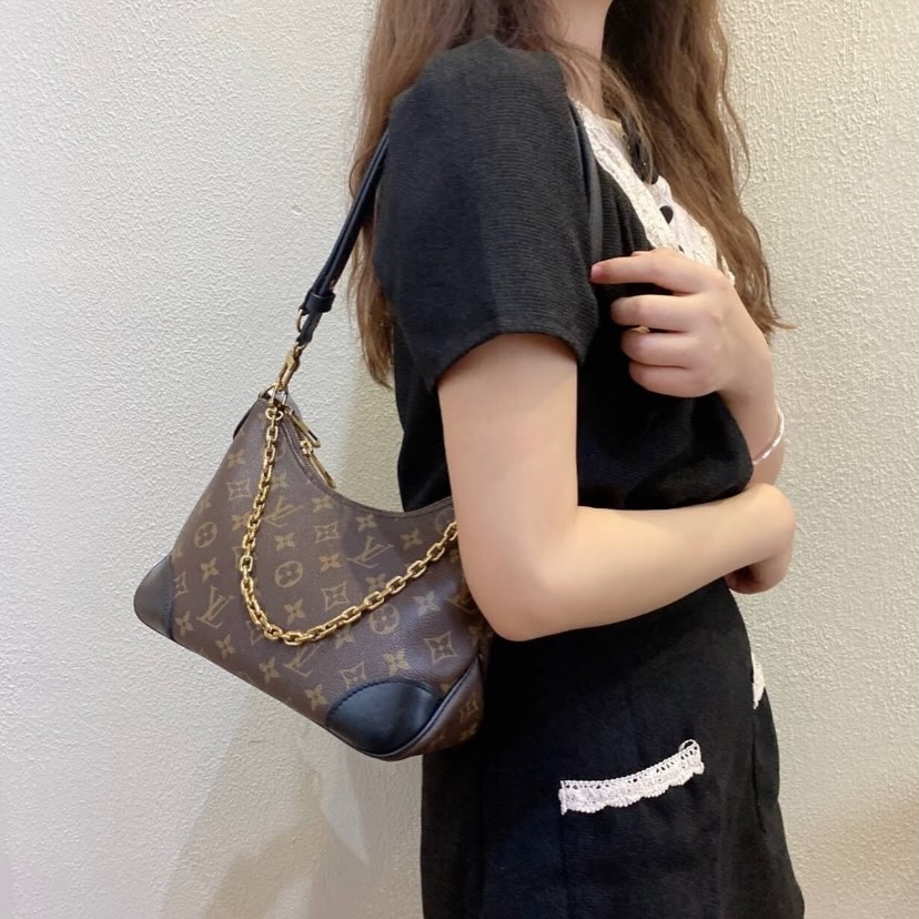 LV 🤍PRE OWNED Boulogne 老花拼黑色牛角包 PM Size 晶片款 全套有單🤎