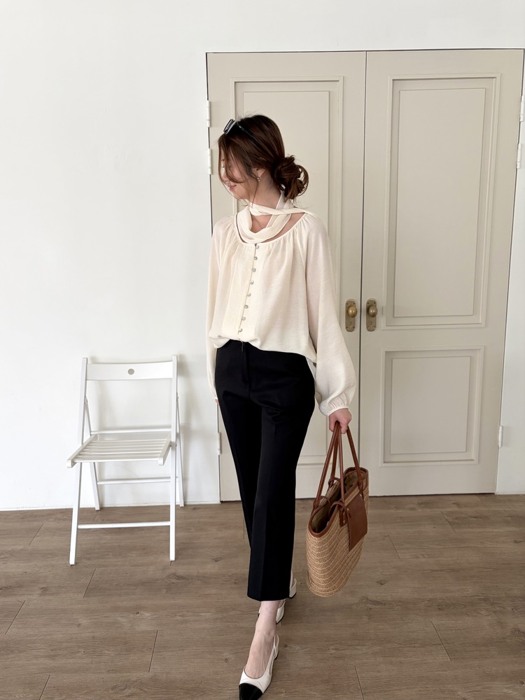 Minimal Tapered Ankle Pants (Black)