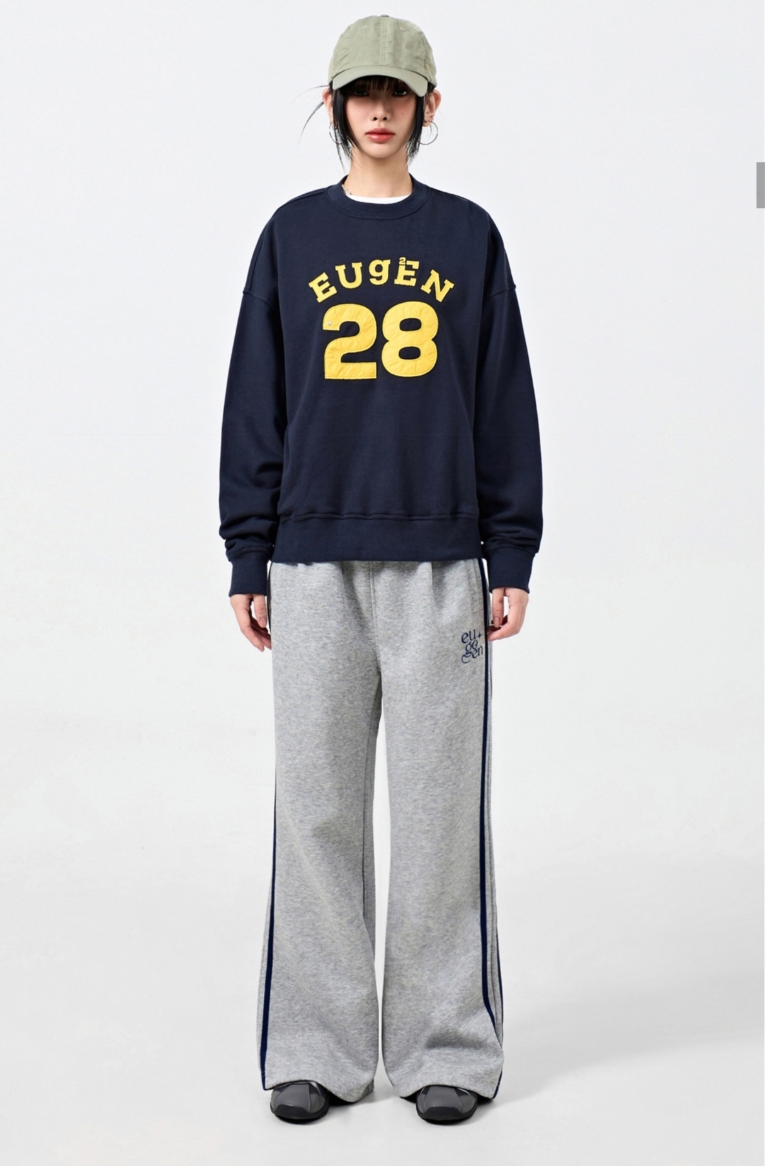 Euggen Washed Semi-Bootcut Track Sweat Pants 