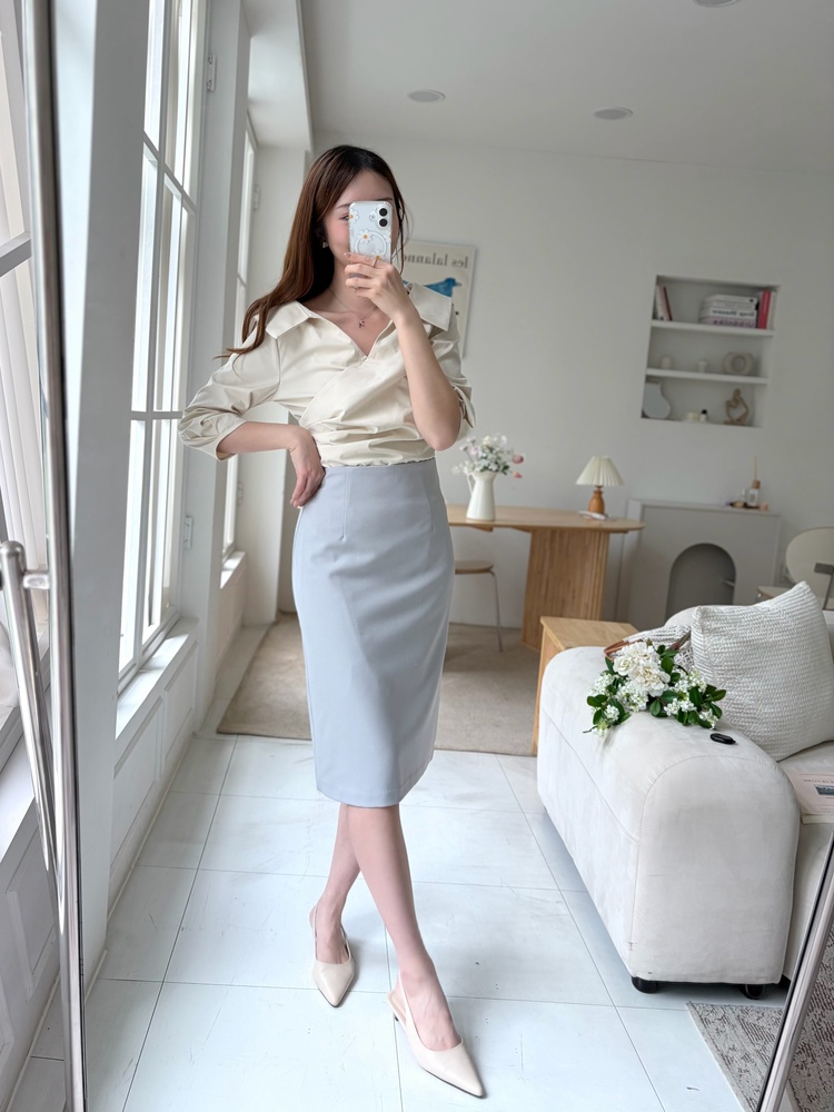 Camelia Wrap Collar Blouse (Cream)