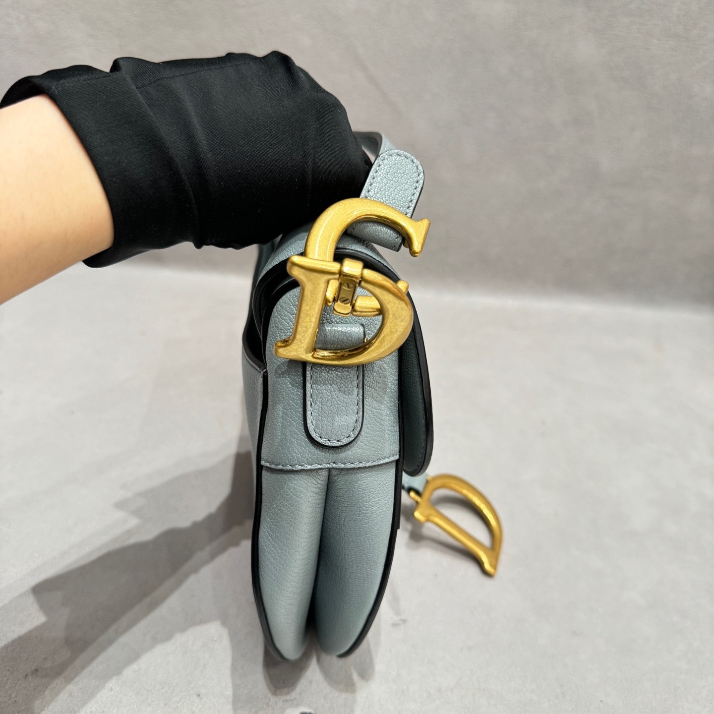 【預訂貨品】Dior全皮霧霾藍馬鞍包