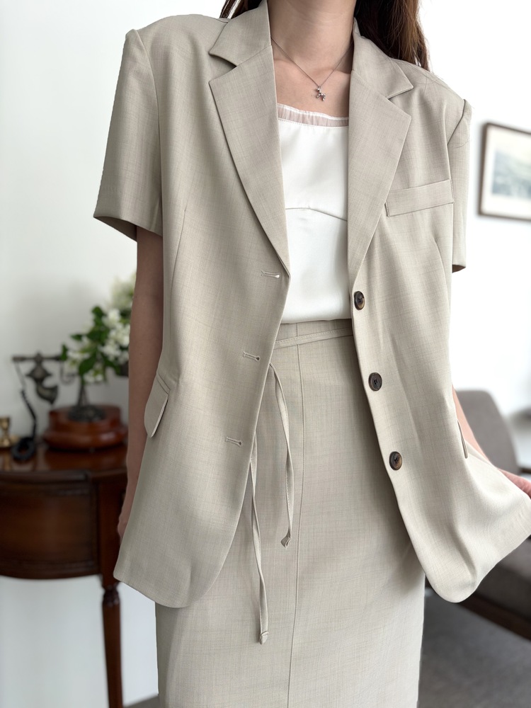 Sandstone Air Relaxed Blazer (Light Beige)