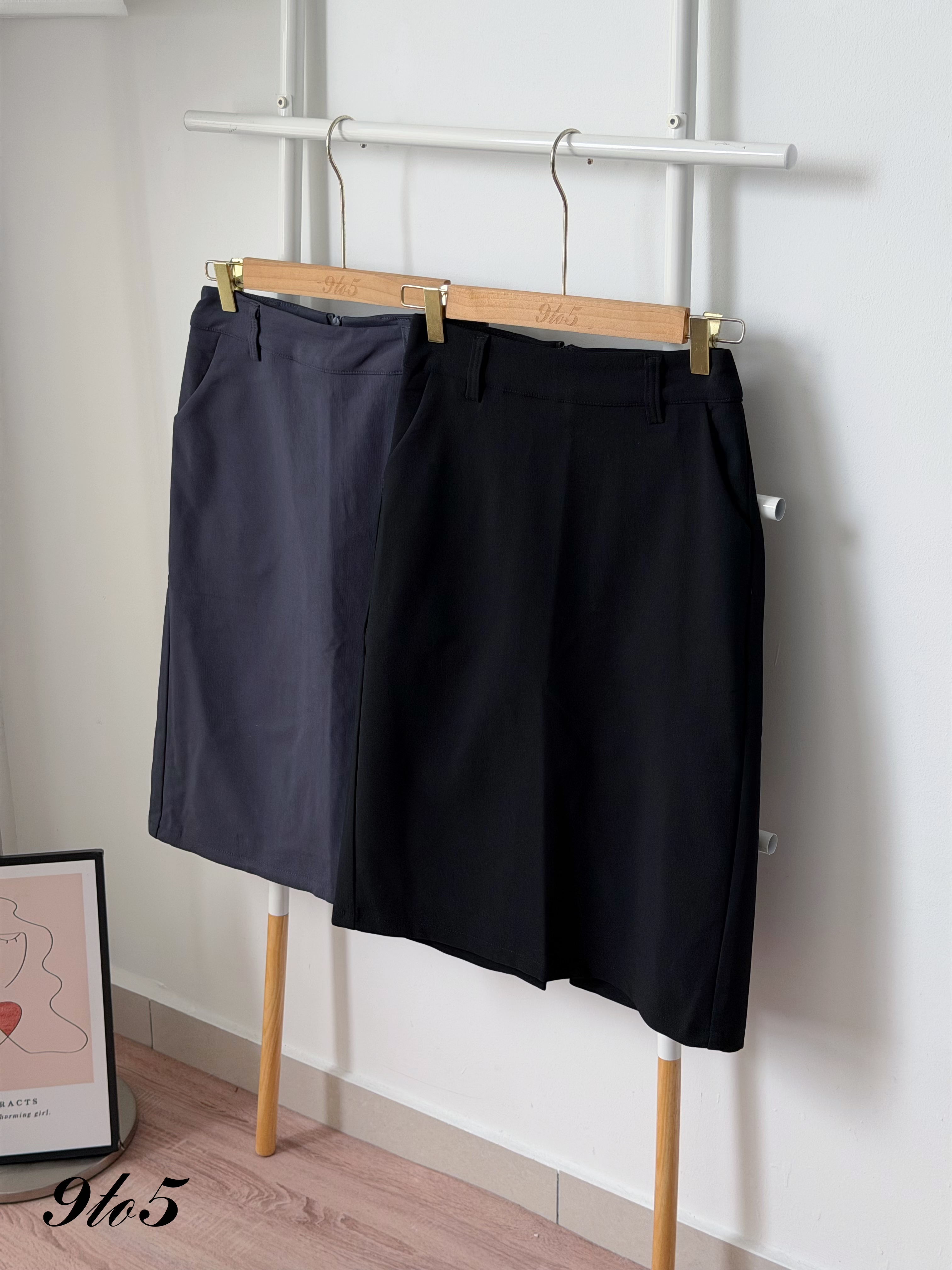 S2028 Midi Pencil Skirt - Black & Grey