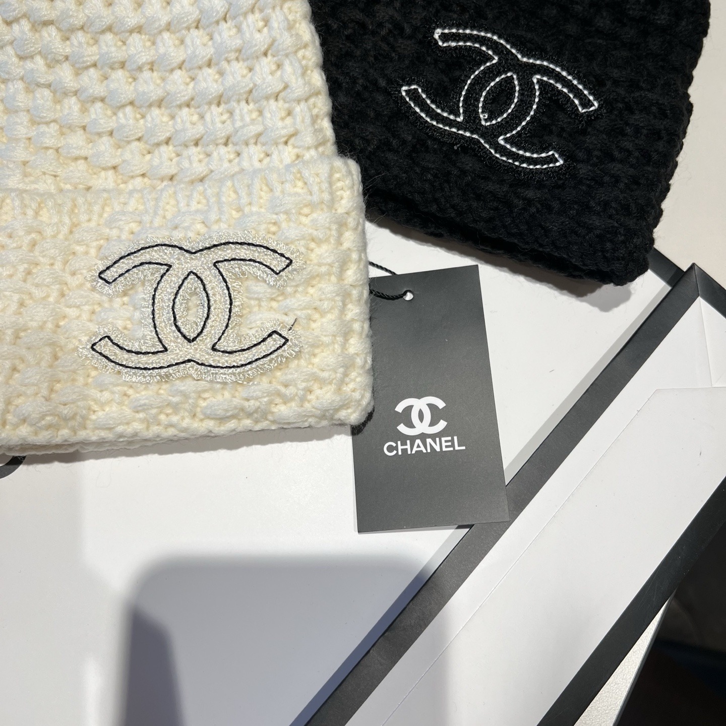 【原單】CHANEL 羊絨針織冷帽