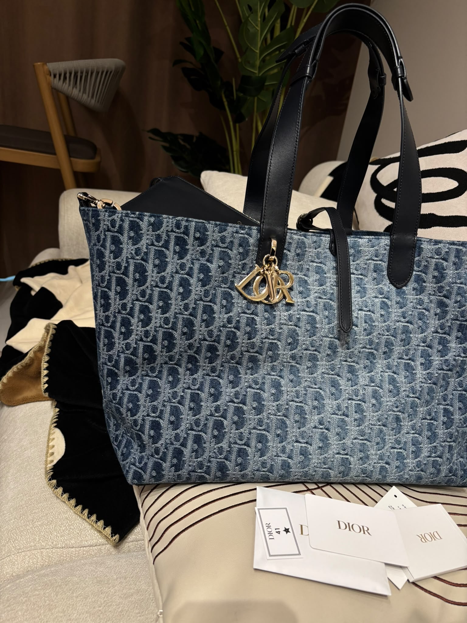 Dior Toujours 手袋 denim 牛仔布2way bag  100%Authentic, 98%new ✅certificate ✅dust bag