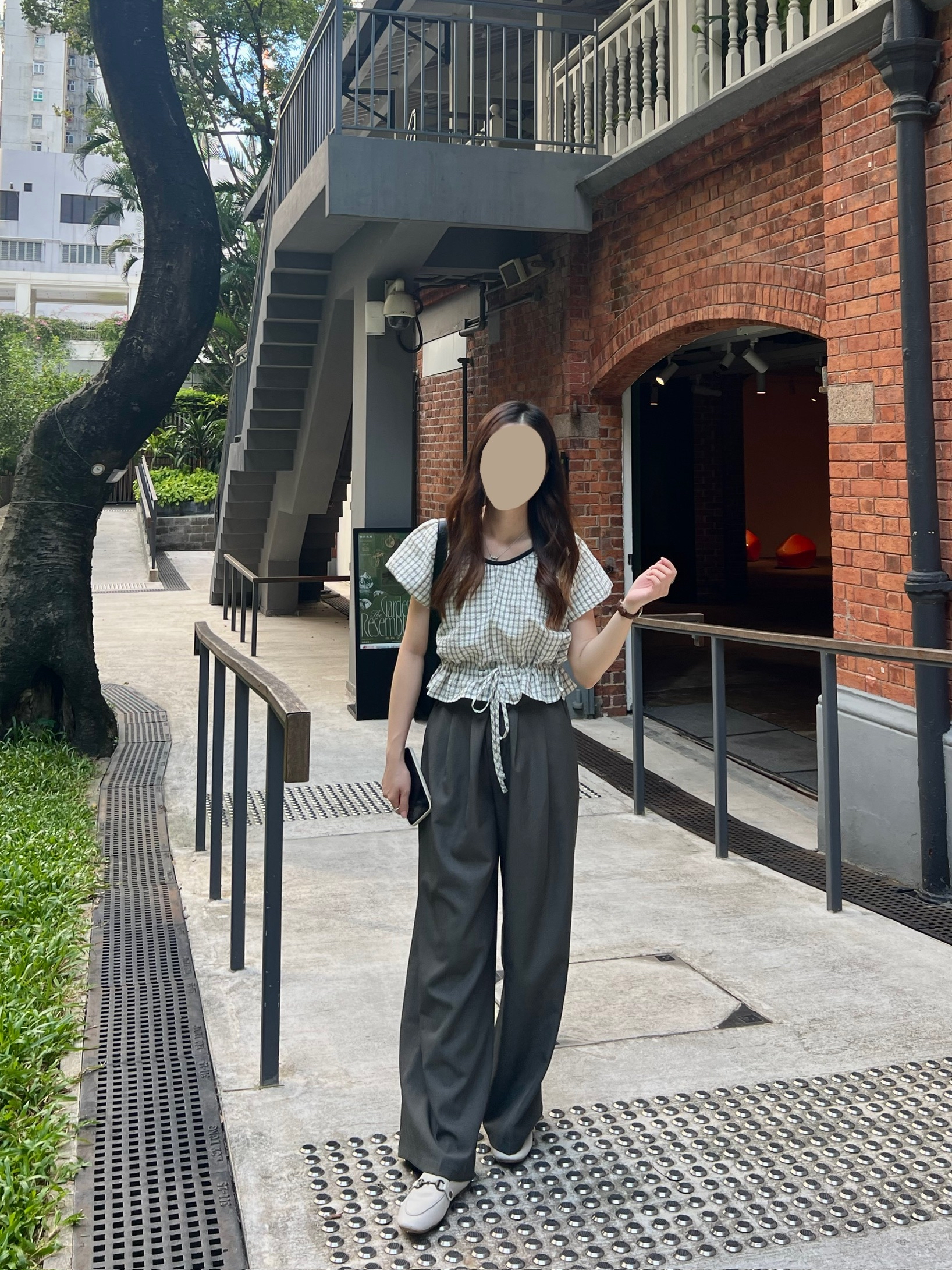 推薦 免熨寬鬆格紋blouse 