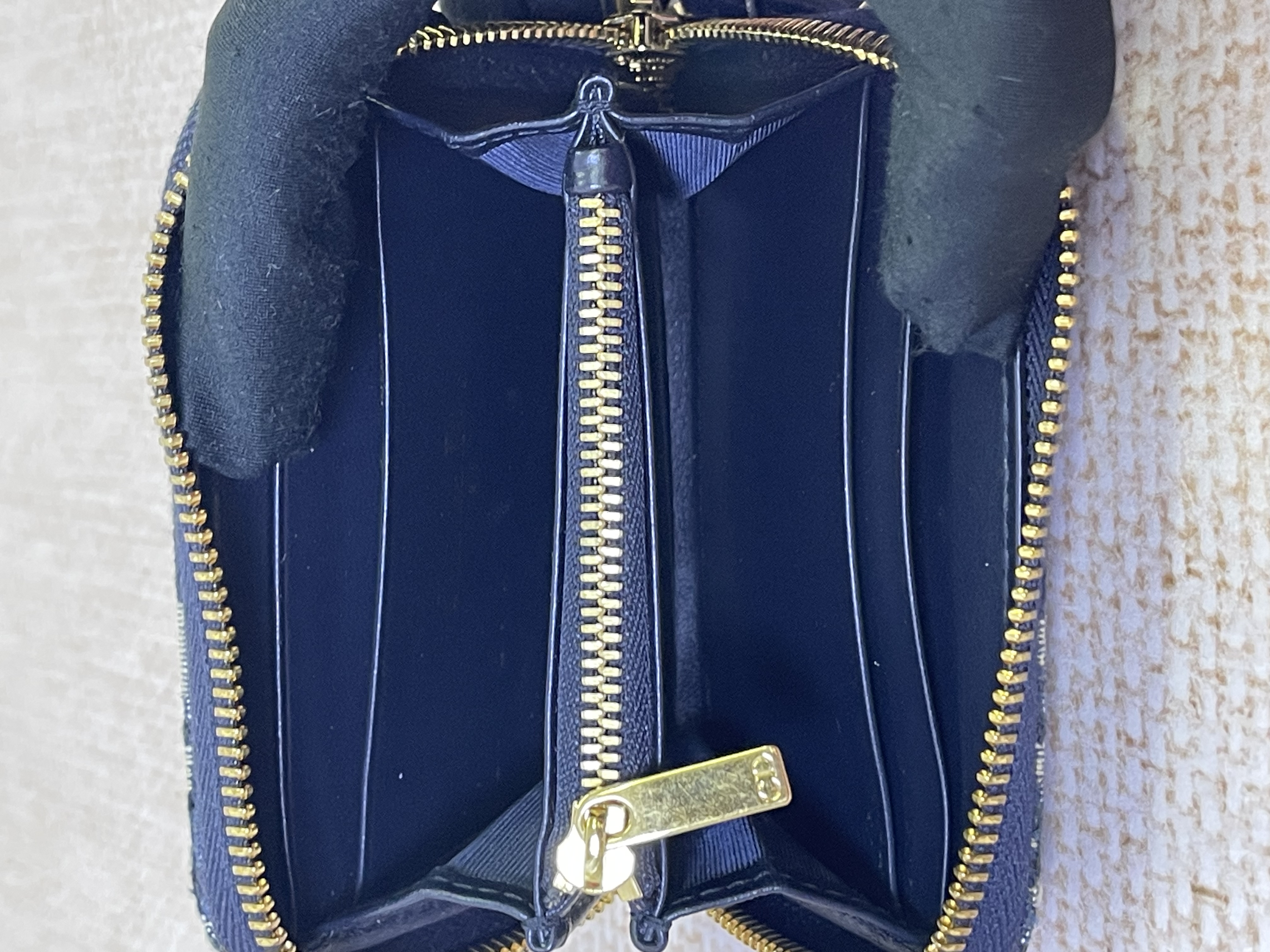 Pre owned Dior 30 Montaigne Voyageur / Product Code: 26031101