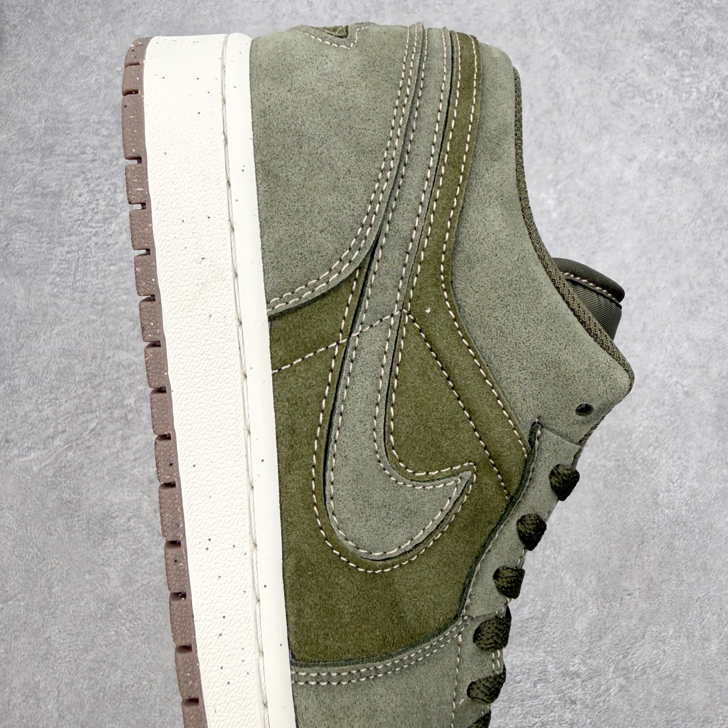 Air Jordan 1 Low FQ3055-300