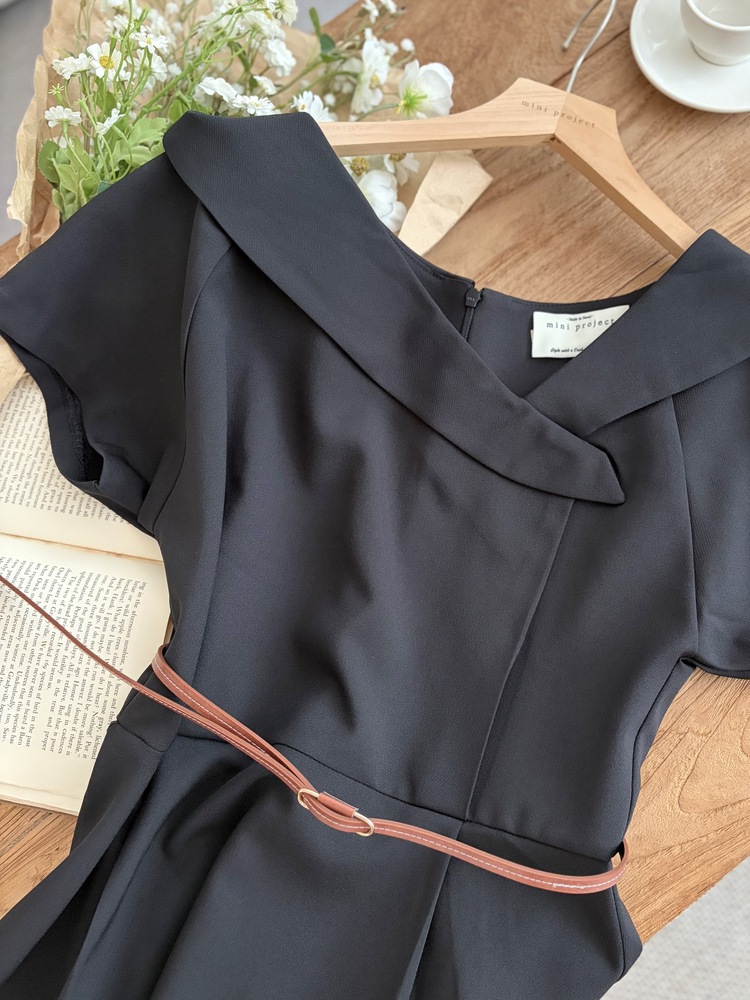 Sailor Collar Belted Dress (Black)