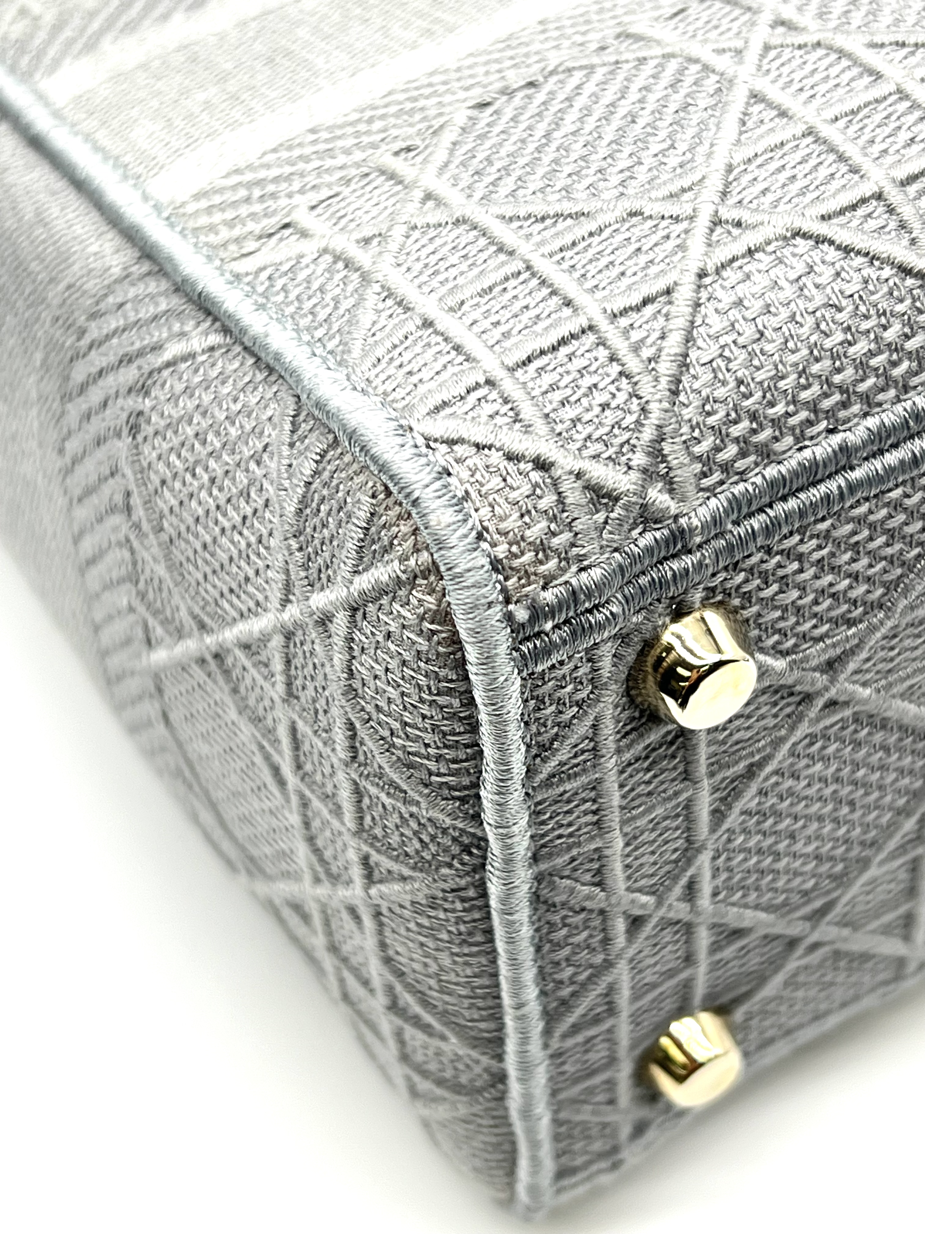 Pre-Owned DIOR Lady D-Lite Bag / Product Code: 26042804