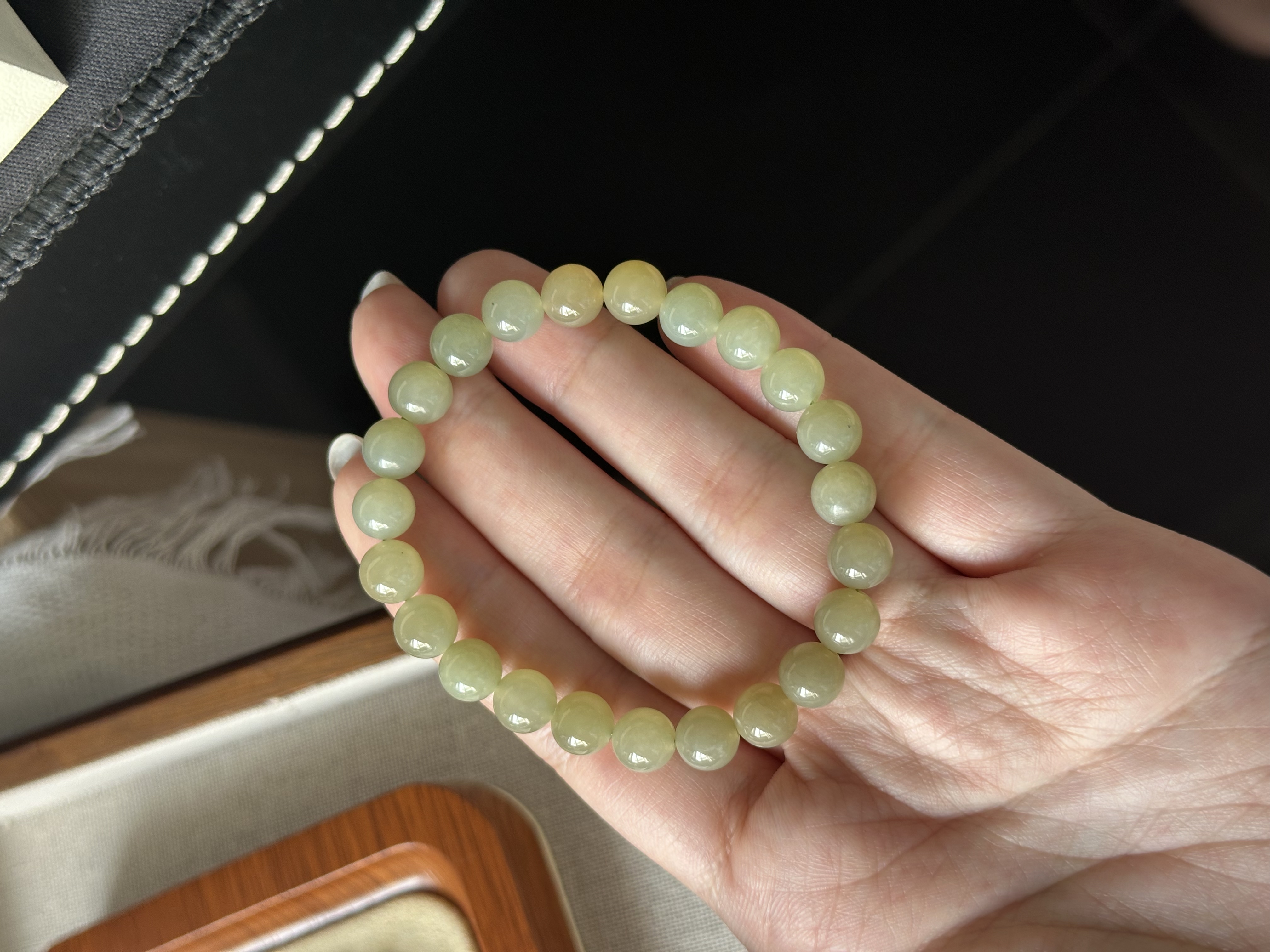 晴水和田 ｜ Hetian Jade 8mm+